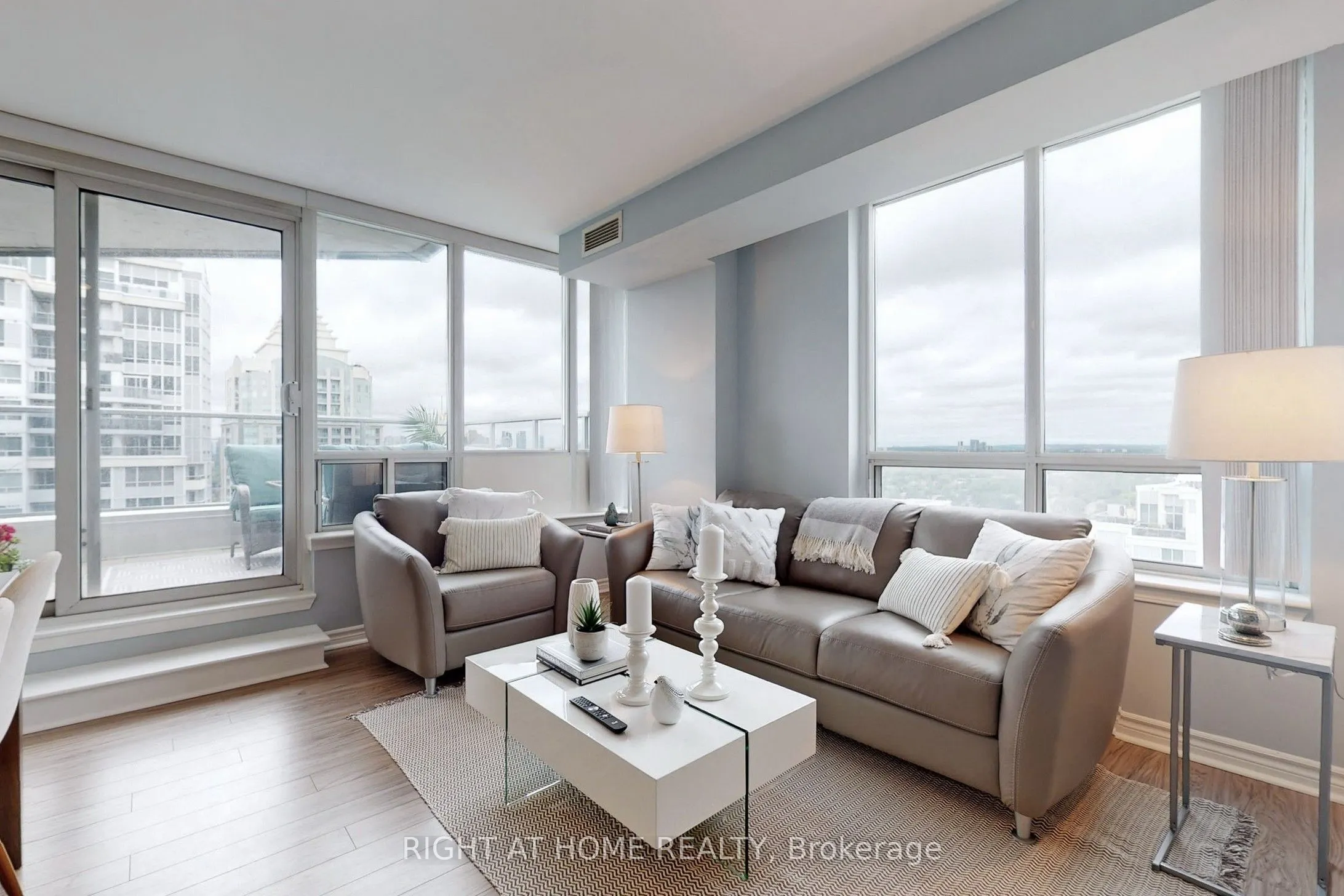 3 Rean Drive, #2201
