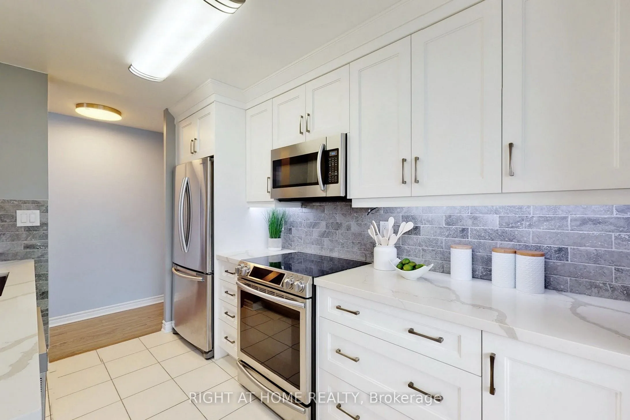 3 Rean Drive, #2201