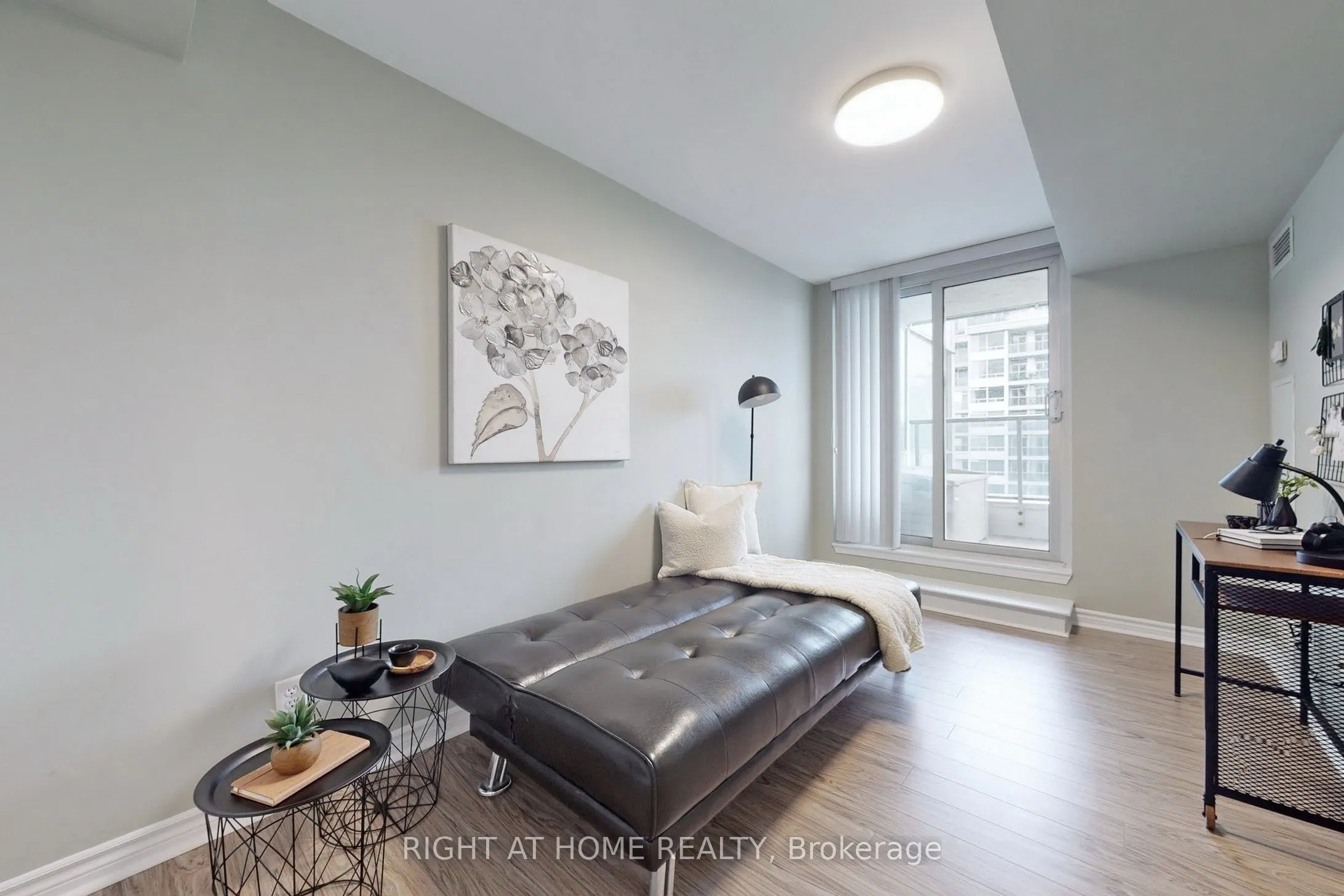 3 Rean Drive, #2201