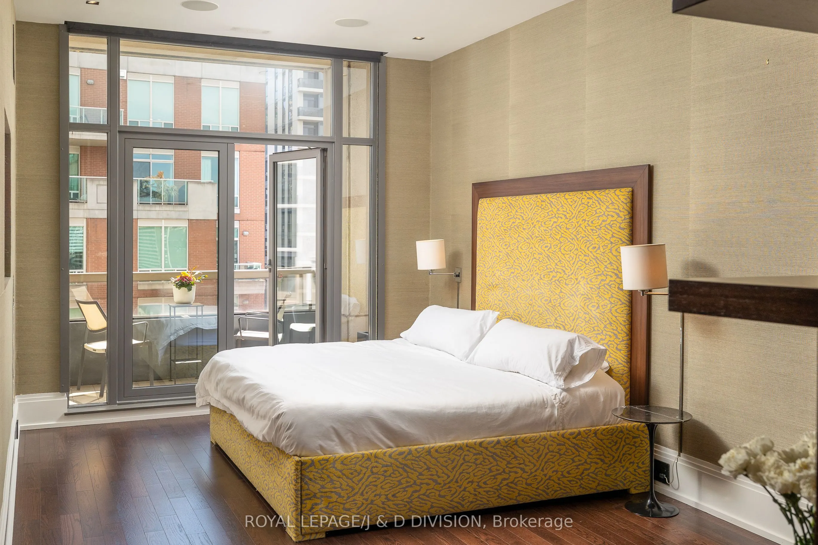 68 Yorkville Avenue, #1601