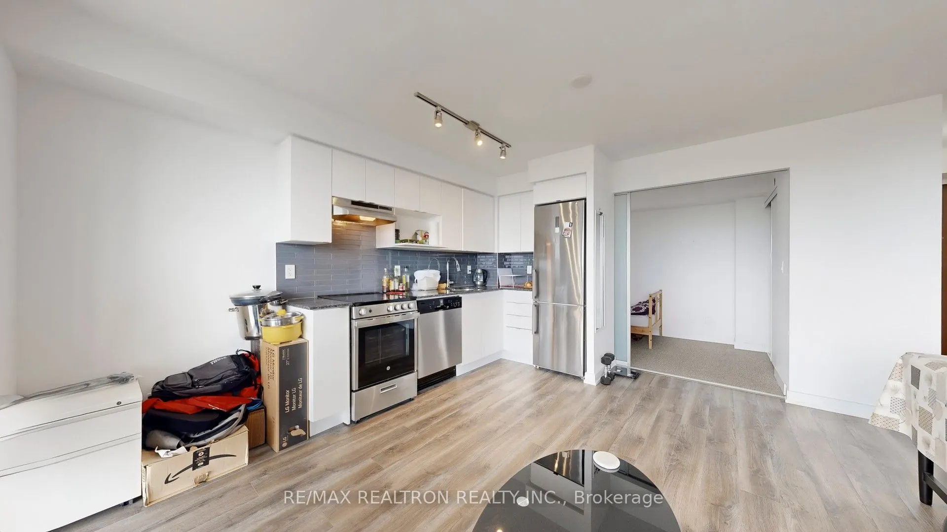 120 Varna Drive, #1007