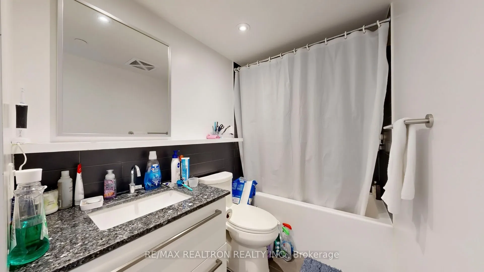120 Varna Drive, #1007
