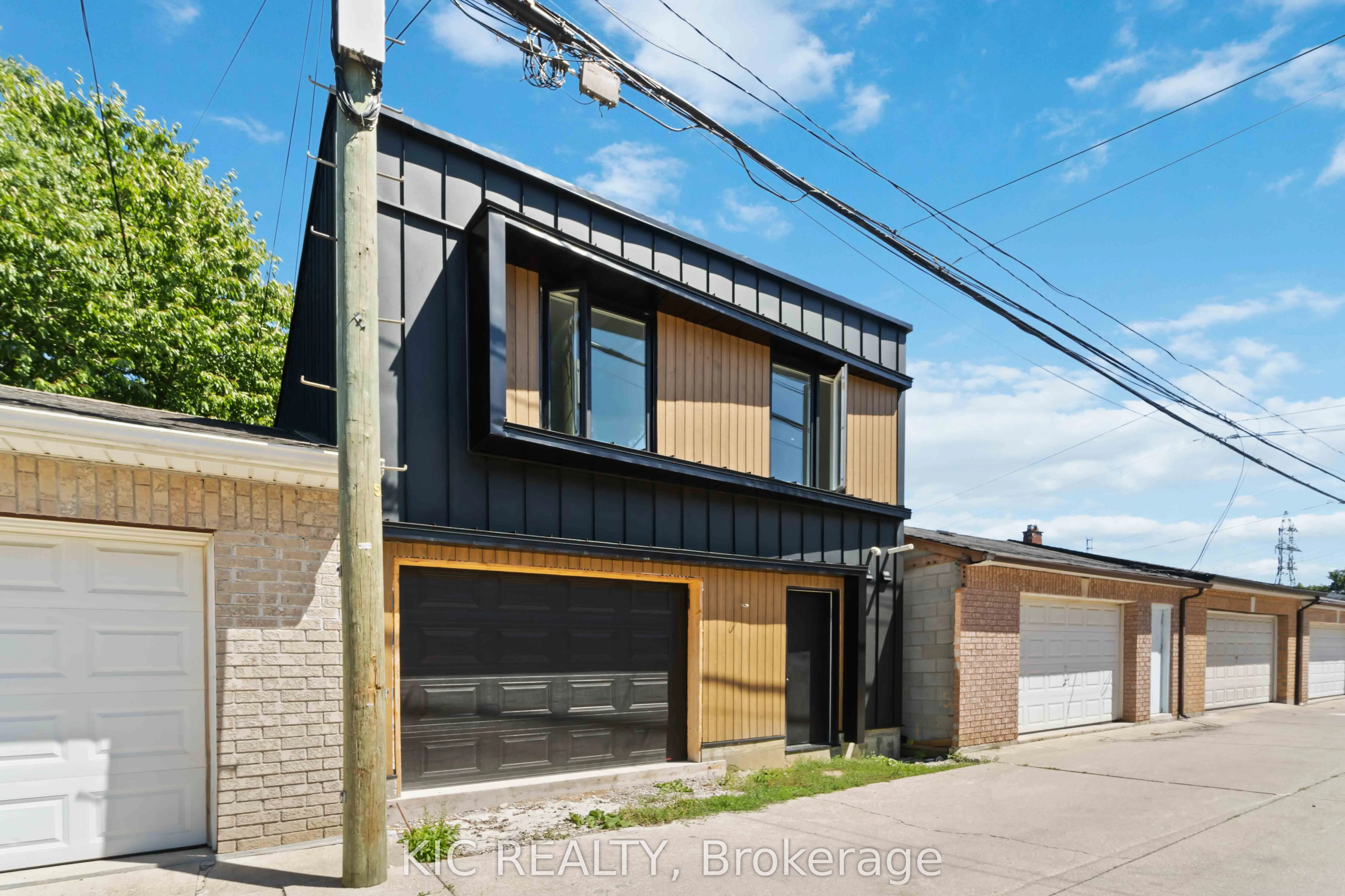18 Somerset Avenue