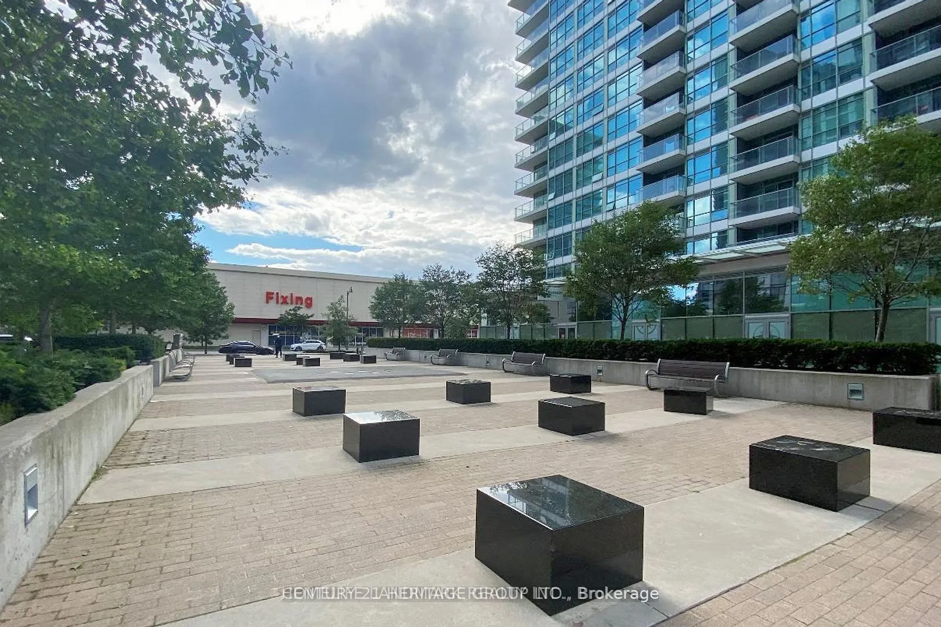 15 Singer Court, #1103