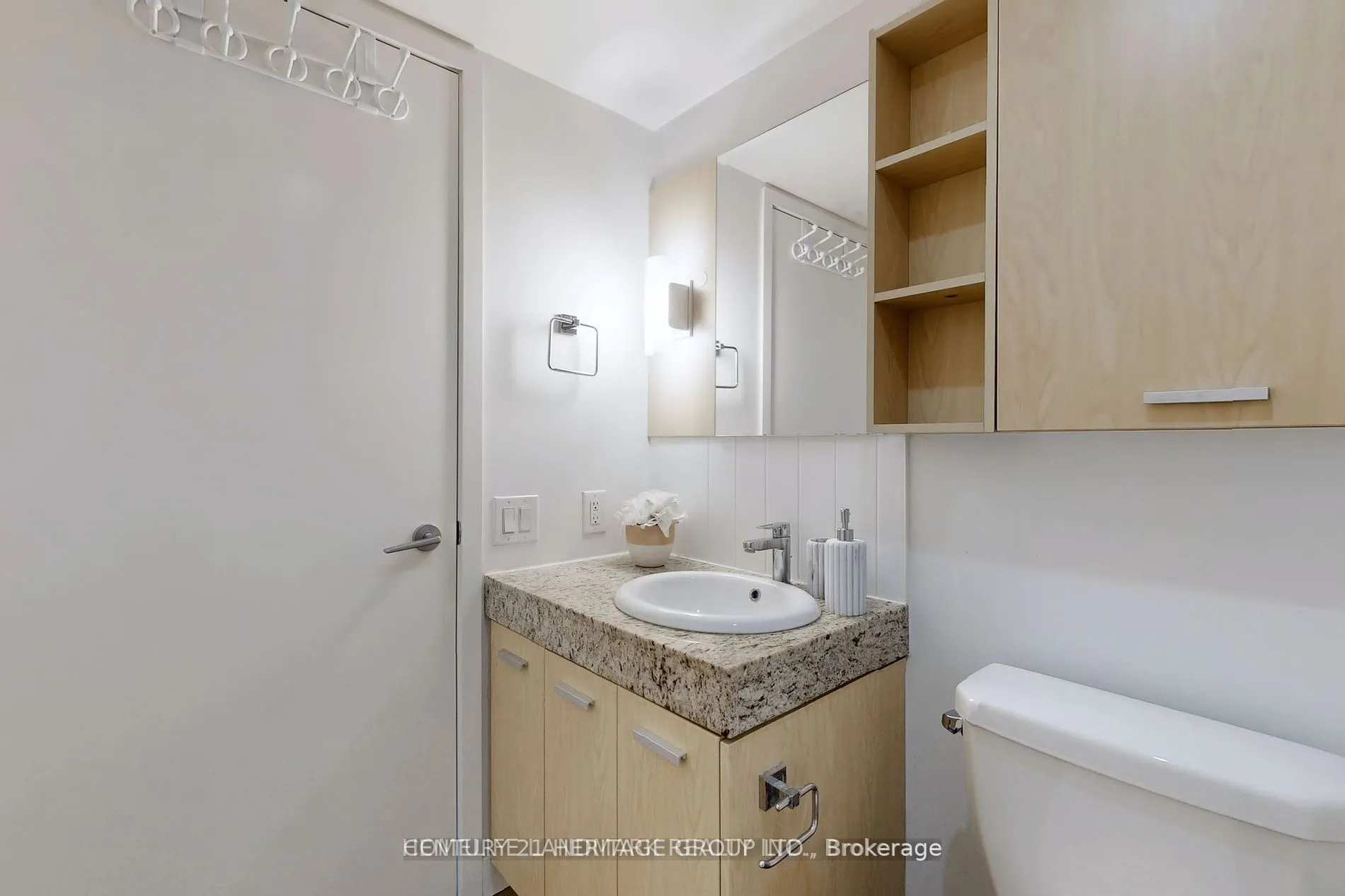 15 Singer Court, #1103