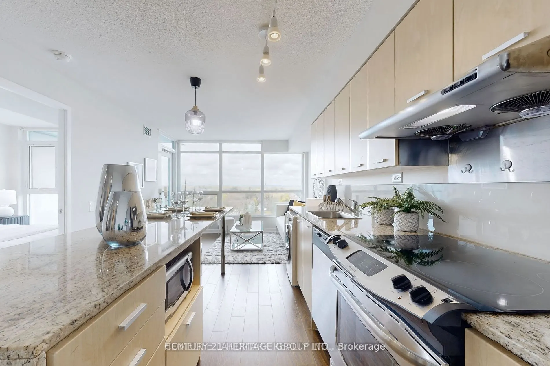 15 Singer Court, #1103