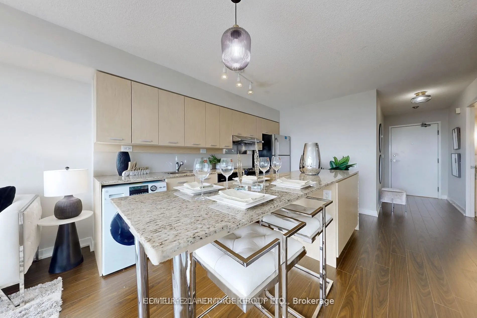 15 Singer Court, #1103