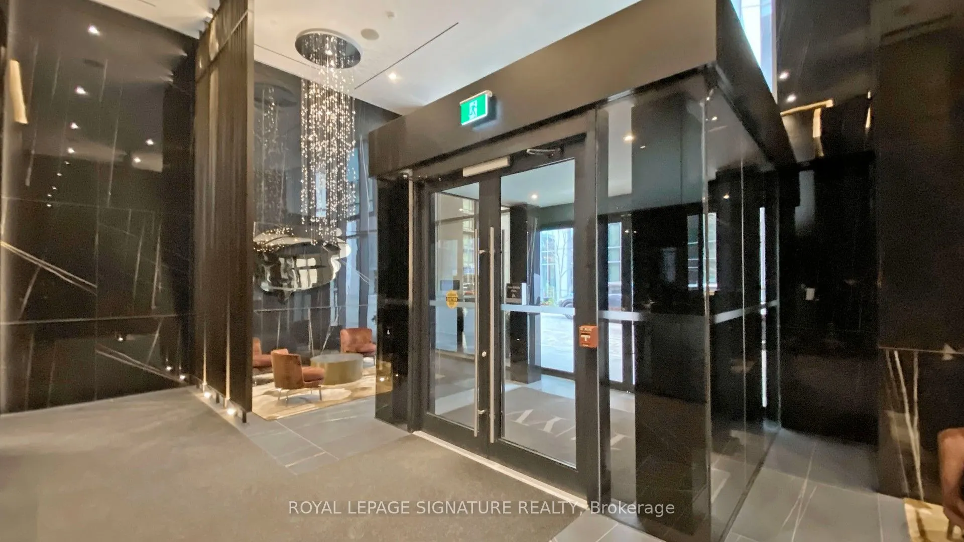 11 Yorkville Avenue, #4405