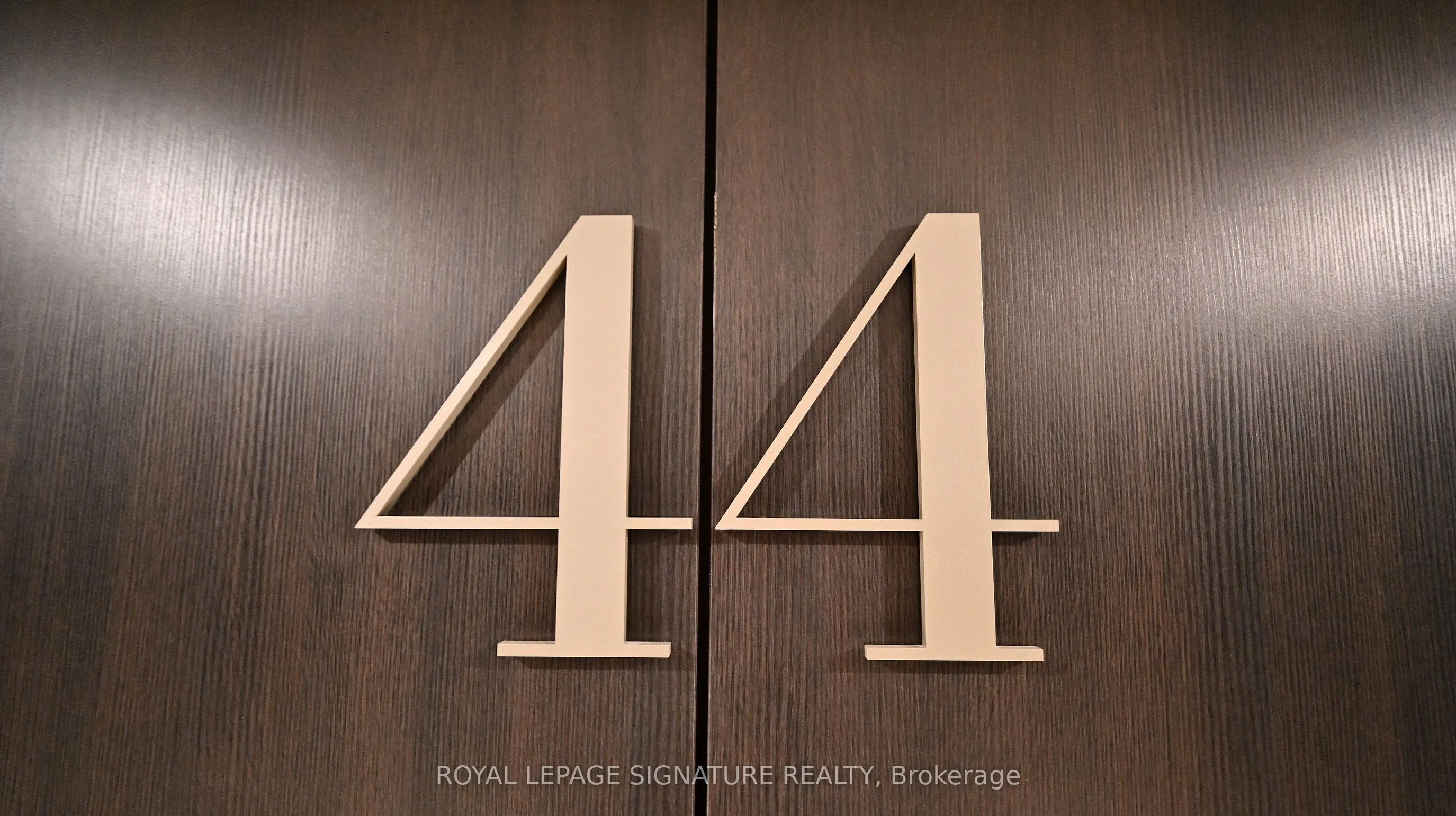 11 Yorkville Avenue, #4405