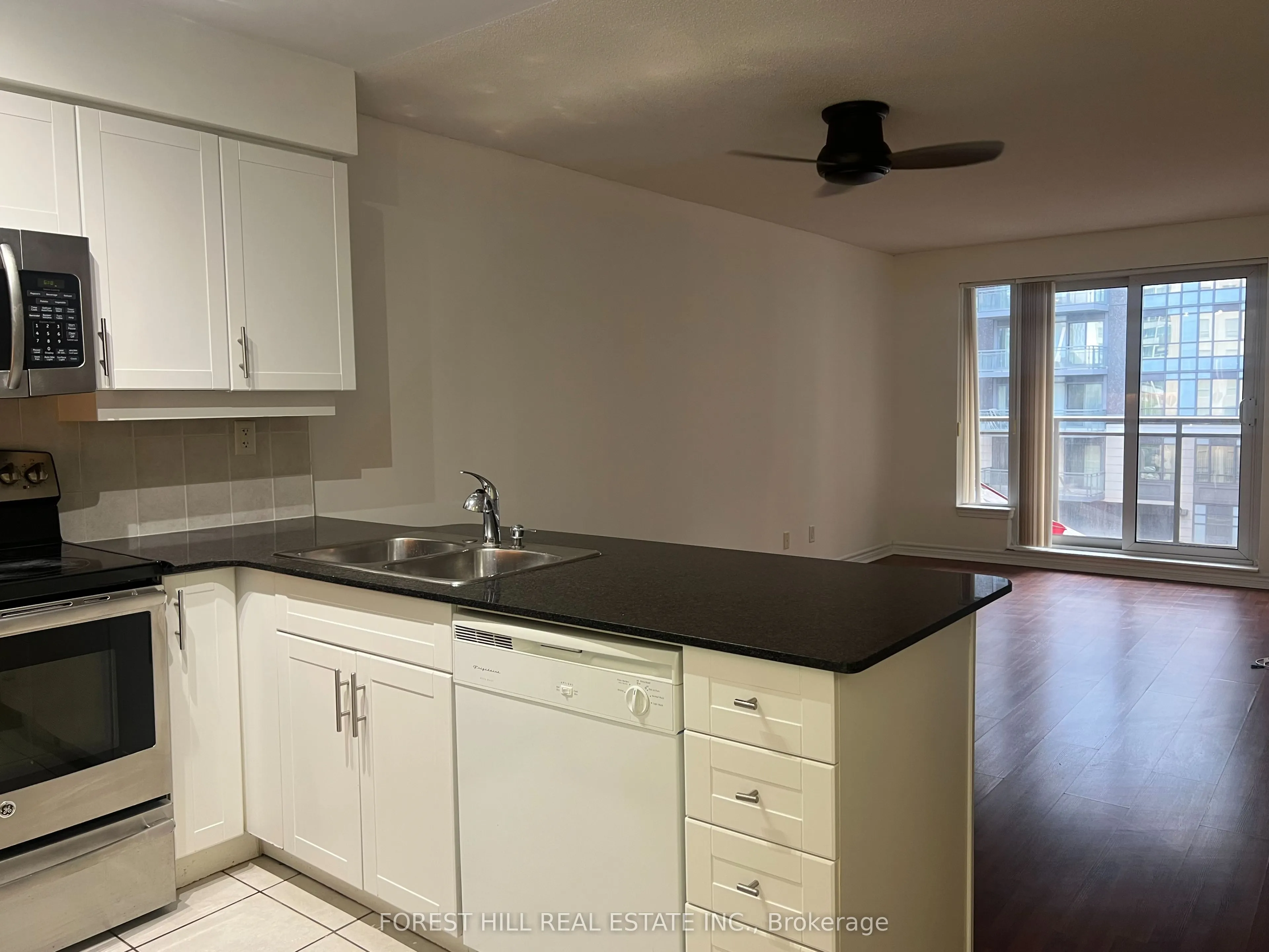 19 Barberry Place, #418