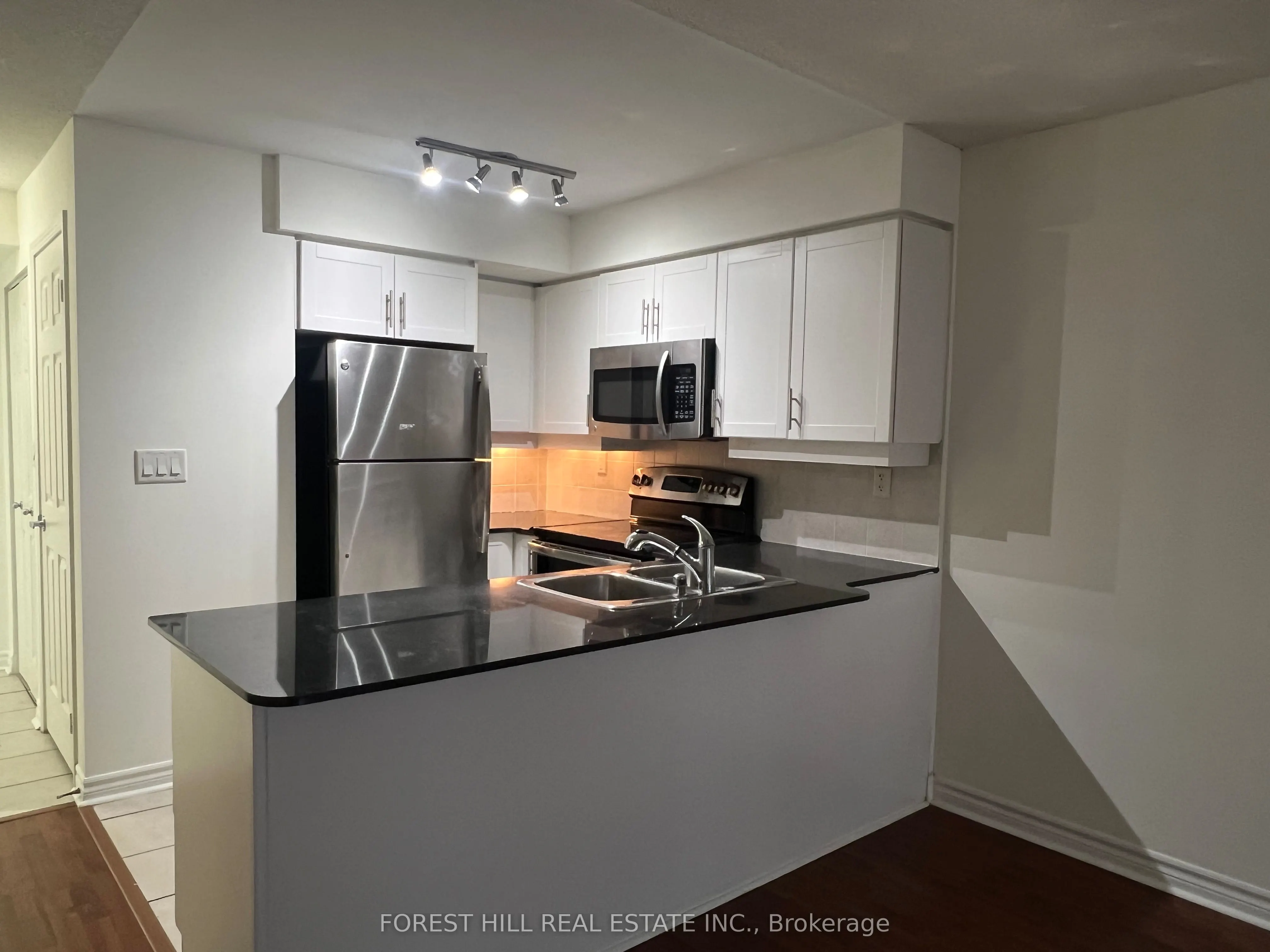 19 Barberry Place, #418