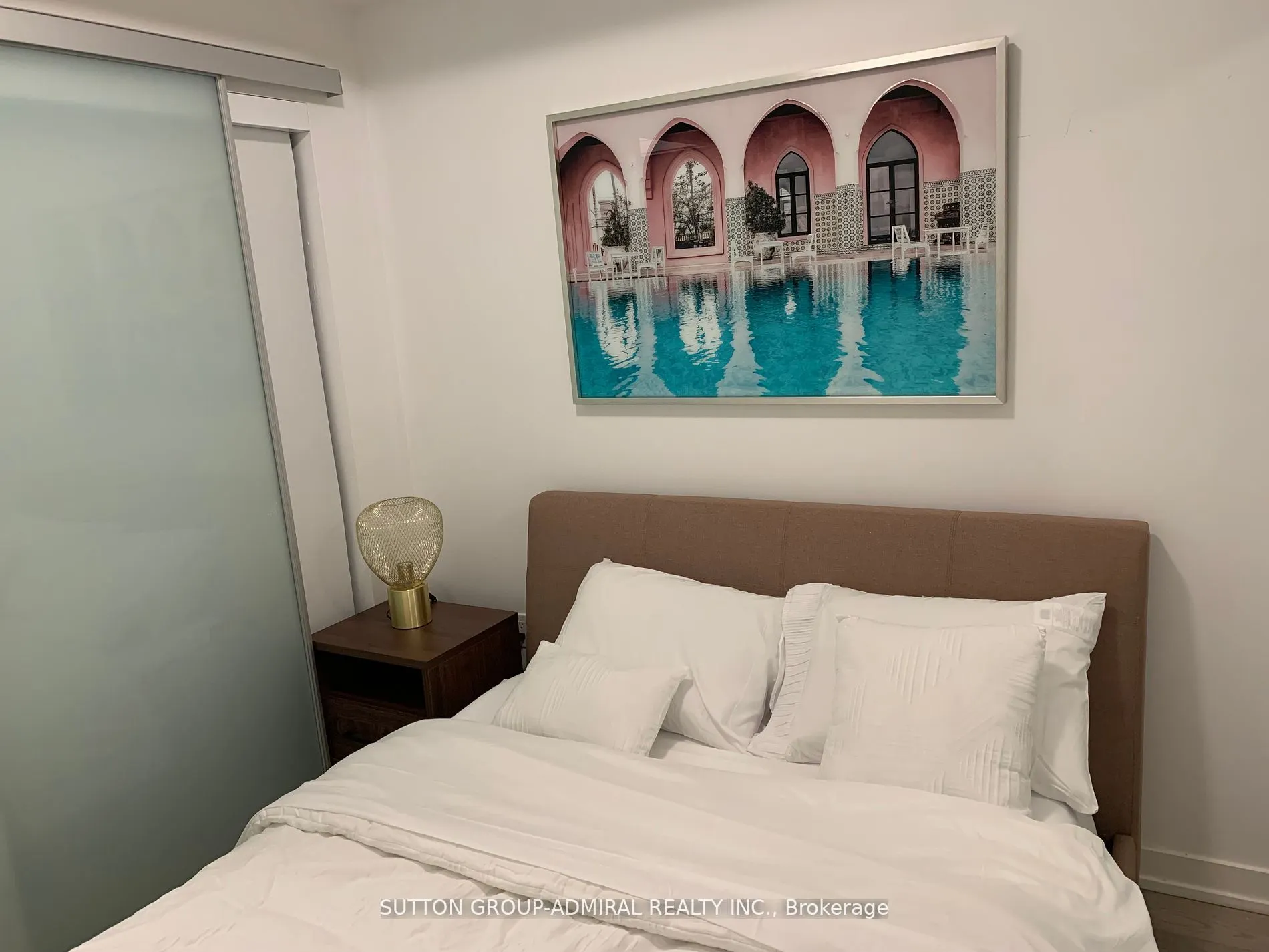 1 Yorkville Avenue, #2203