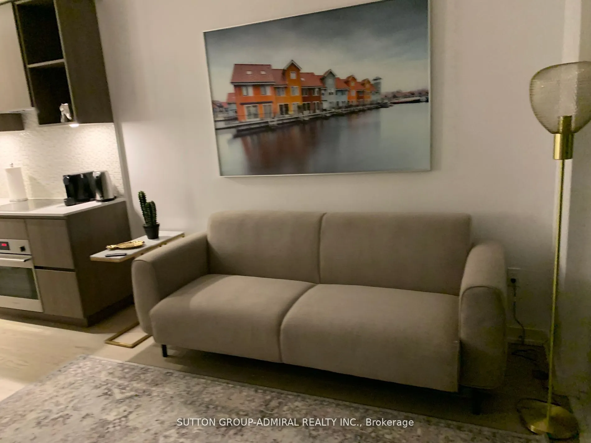 1 Yorkville Avenue, #2203