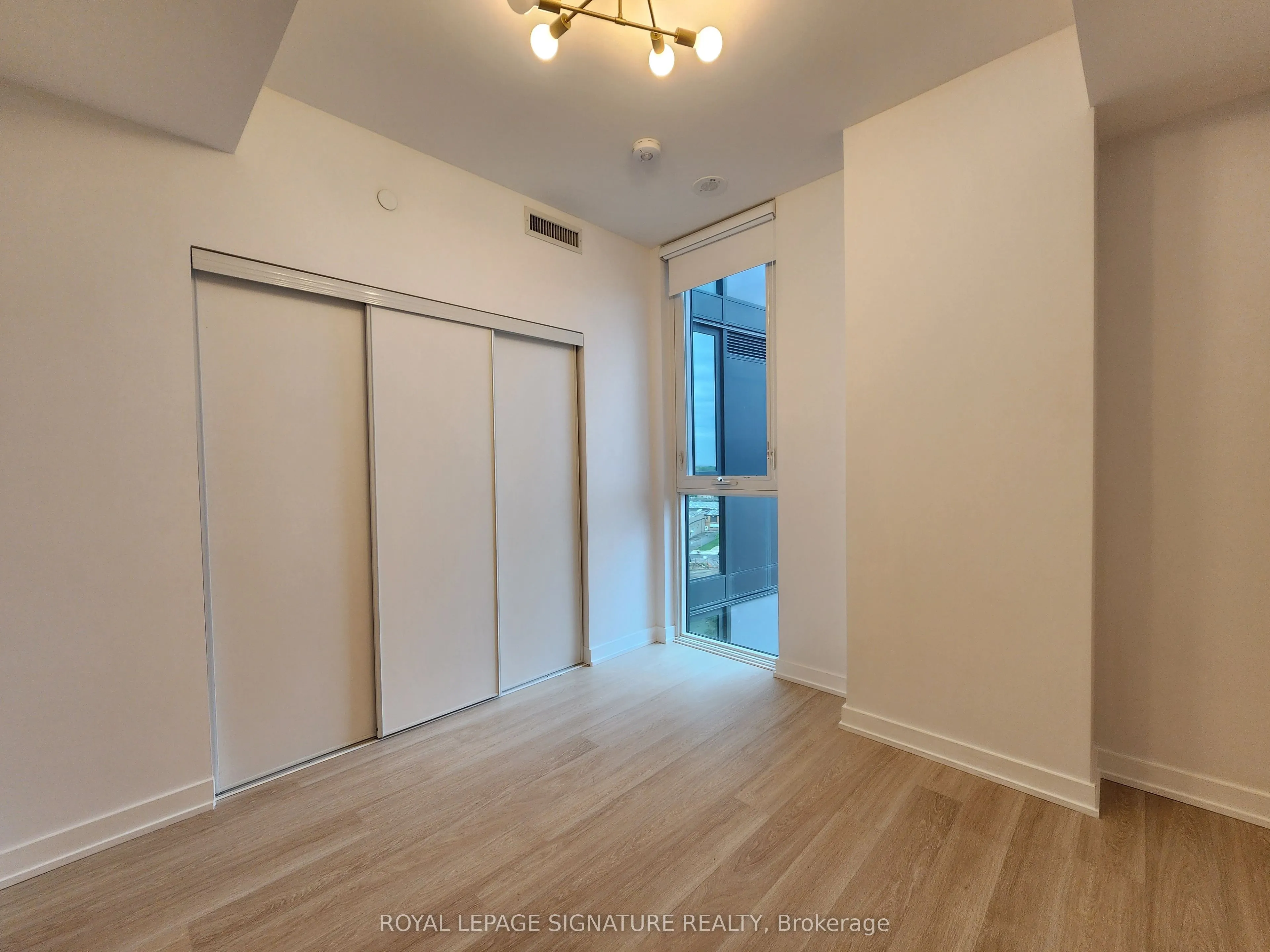 30 Tretti Way, #905