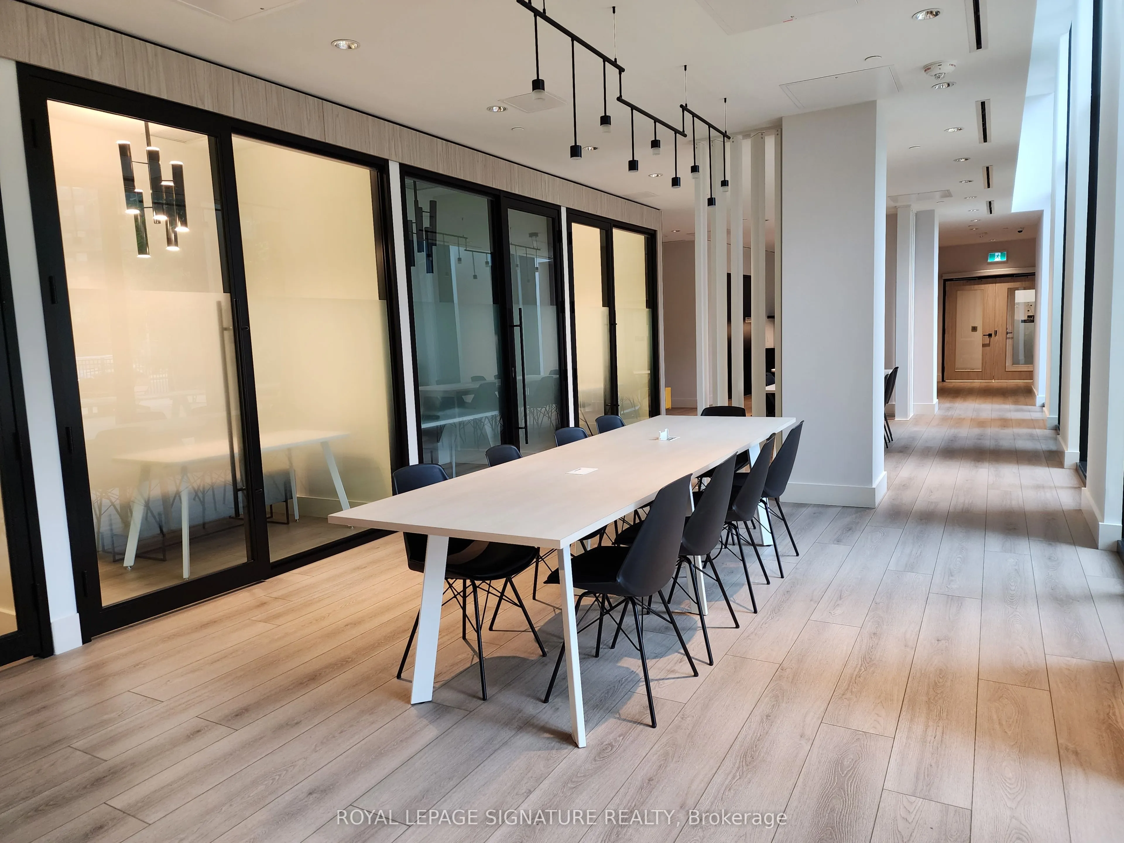 30 Tretti Way, #905