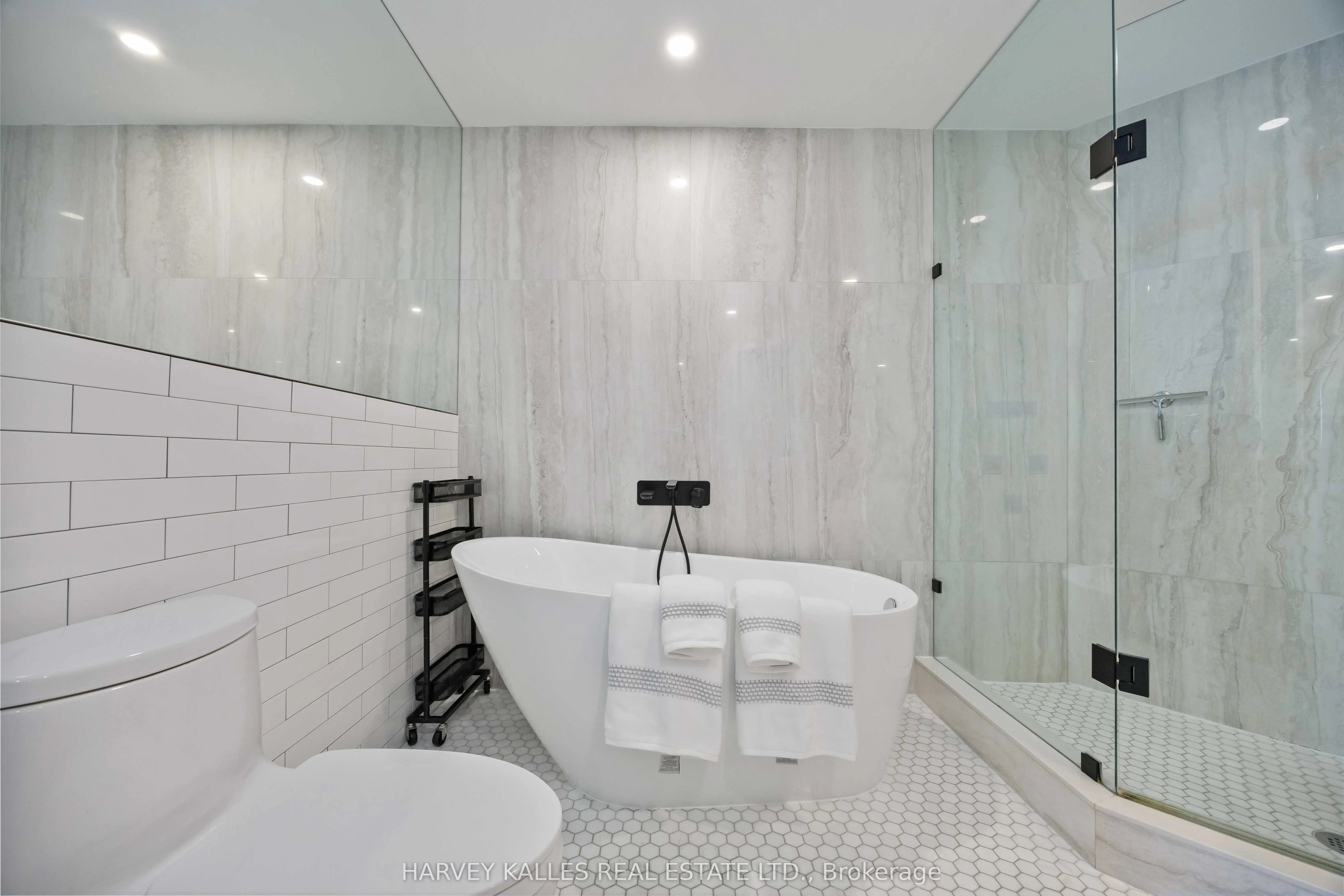 10 Bellair Street, #1403