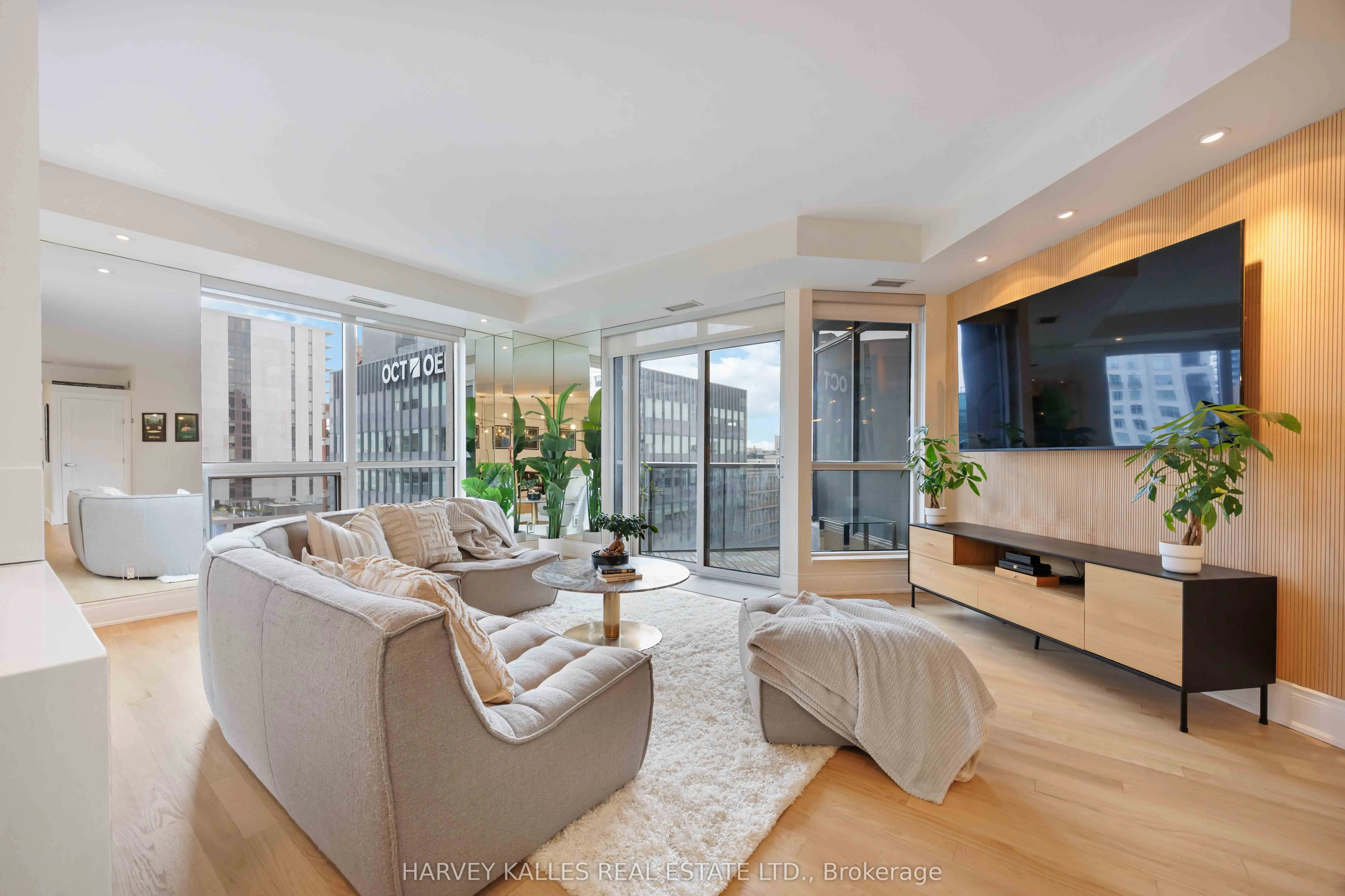 10 Bellair Street, #1403