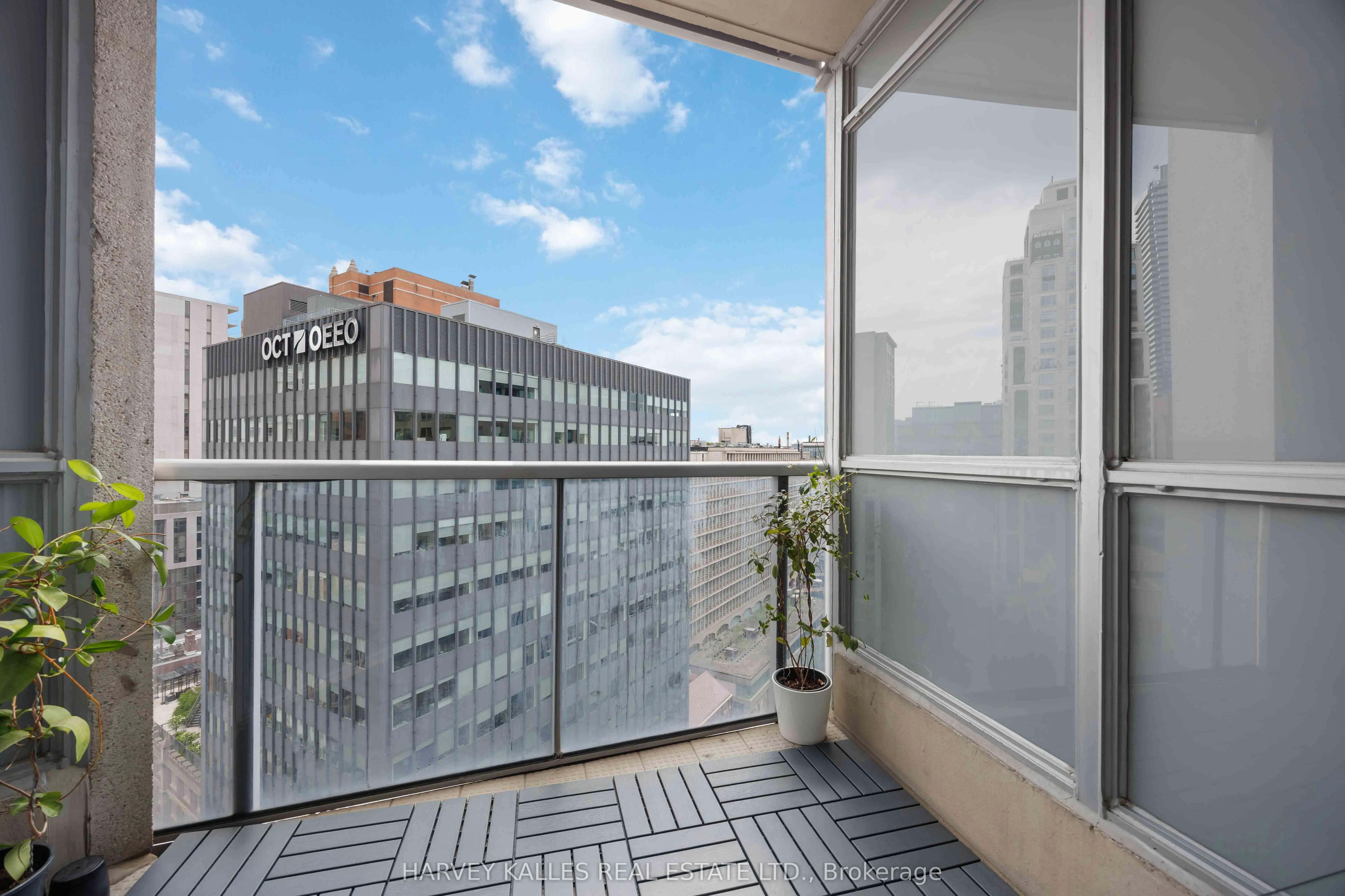 10 Bellair Street, #1403