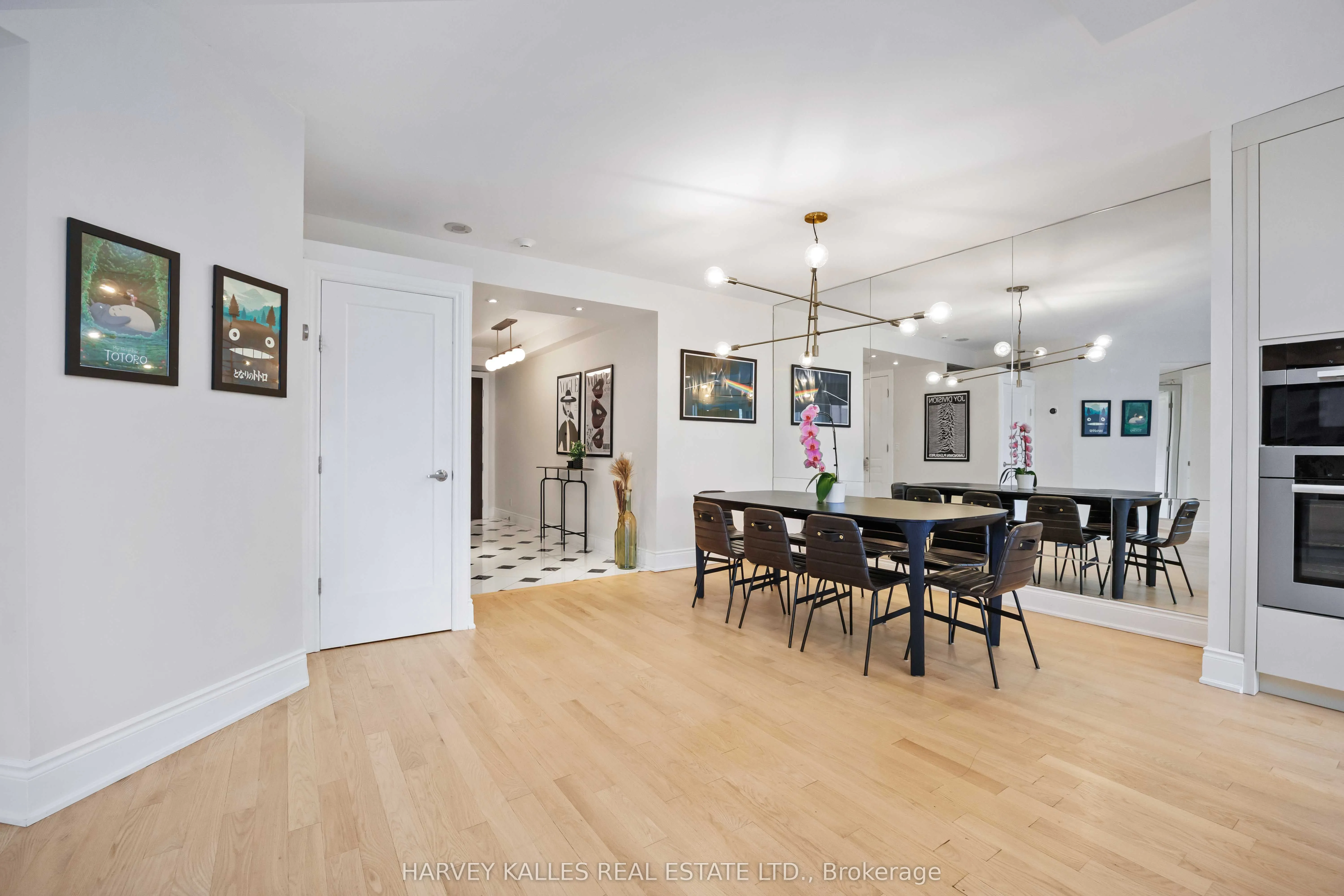 10 Bellair Street, #1403
