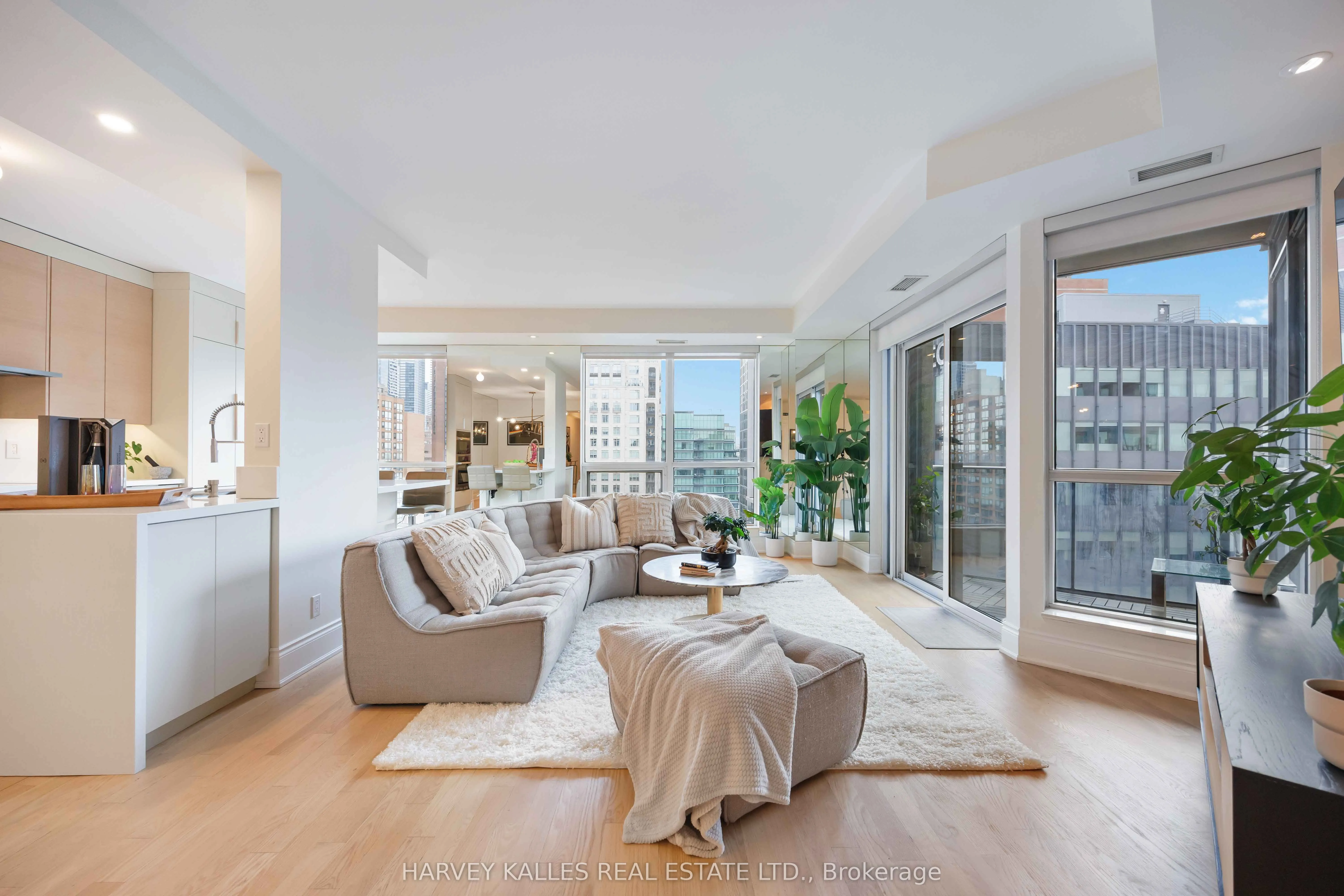10 Bellair Street, #1403