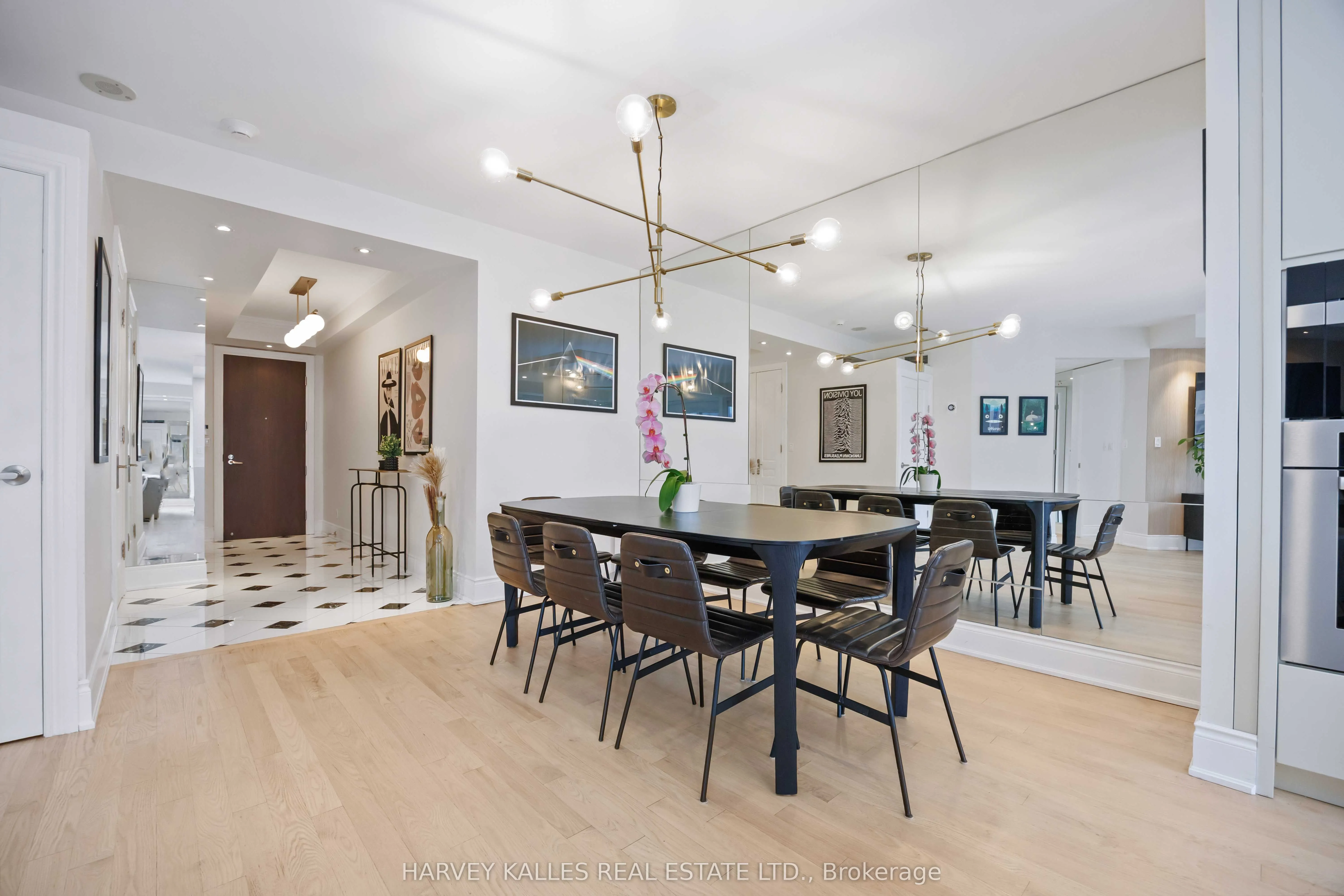 10 Bellair Street, #1403