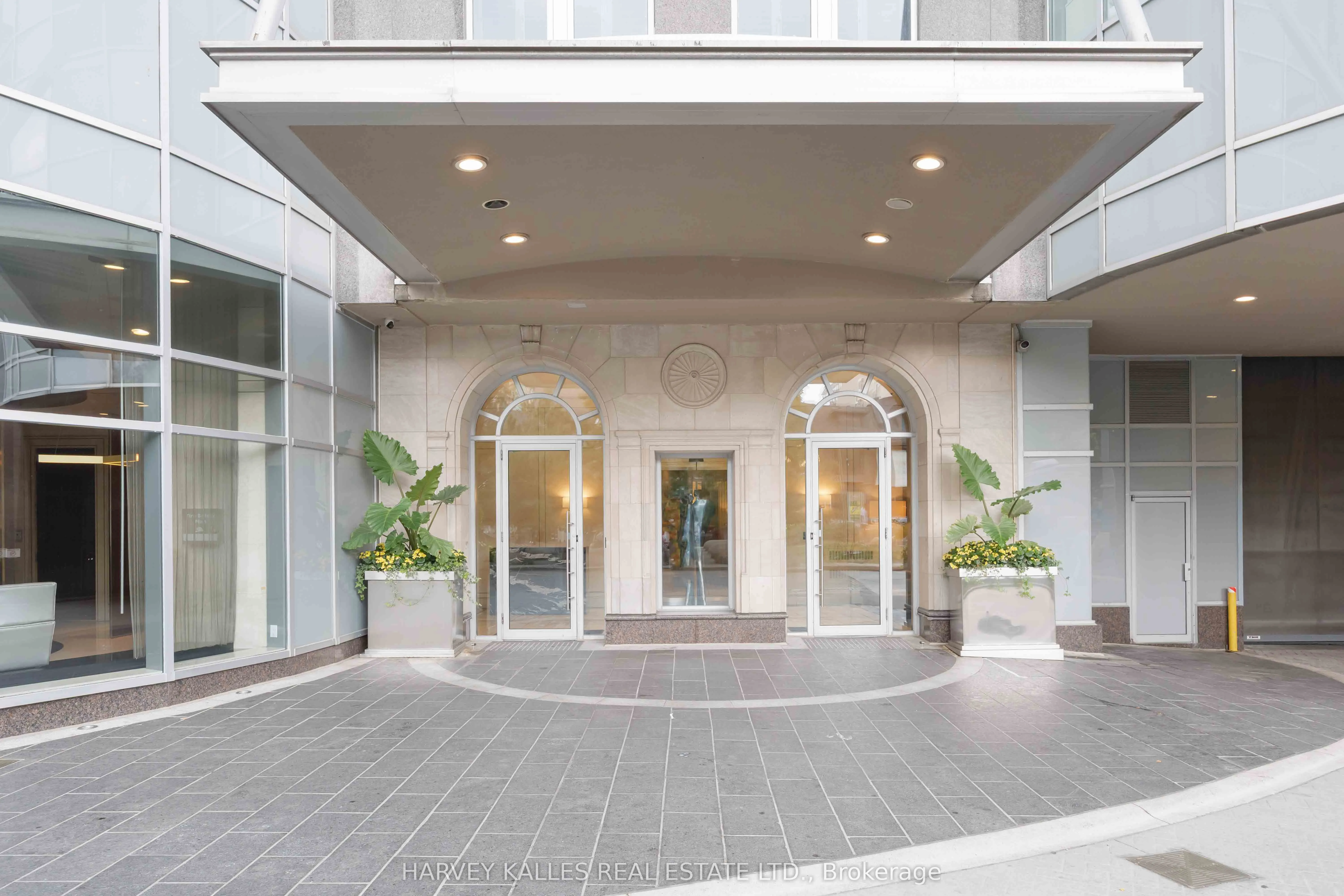 10 Bellair Street, #1403