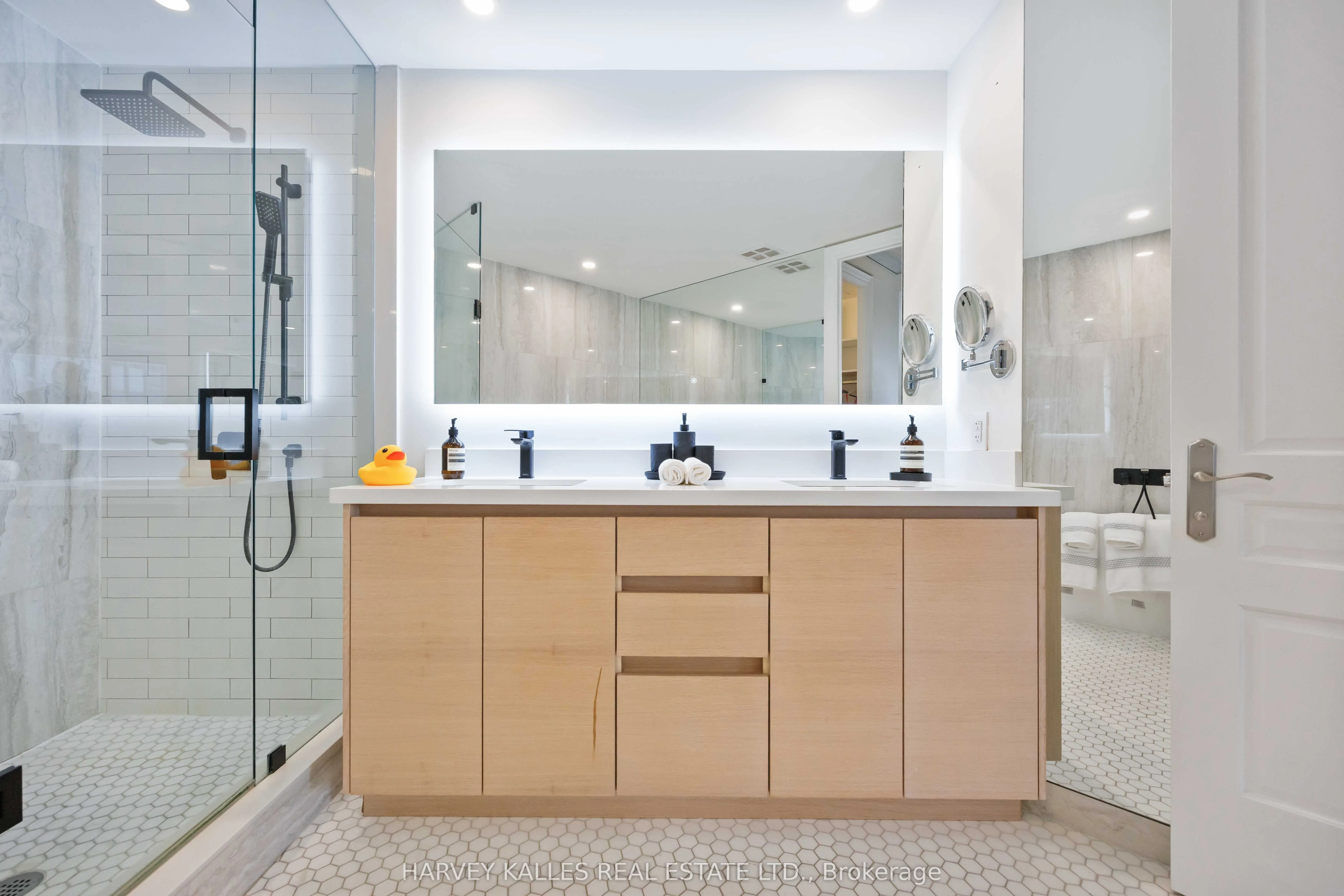 10 Bellair Street, #1403
