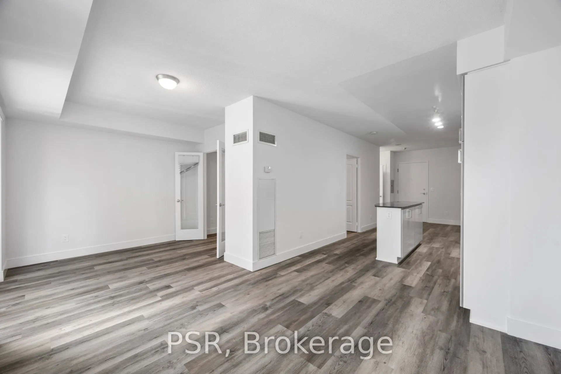 50 John Street, #918