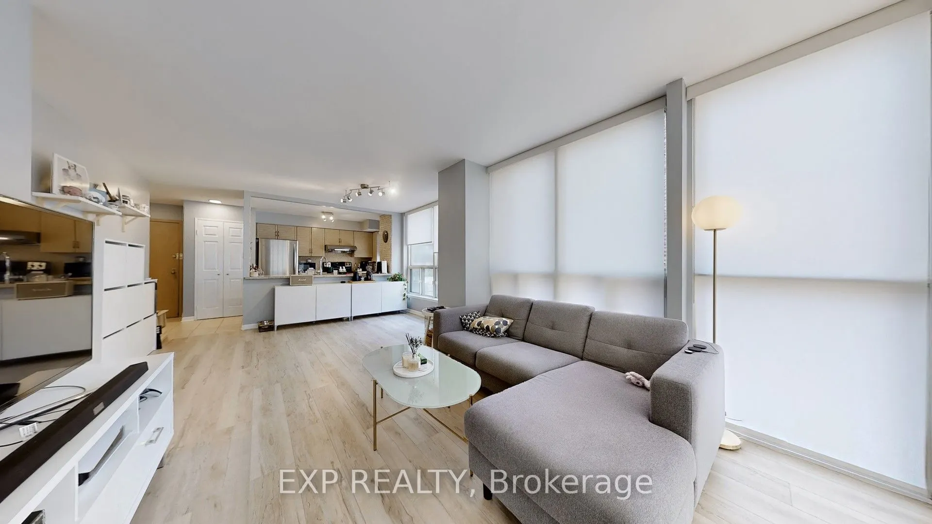 24 Wellesley Street W, #1105
