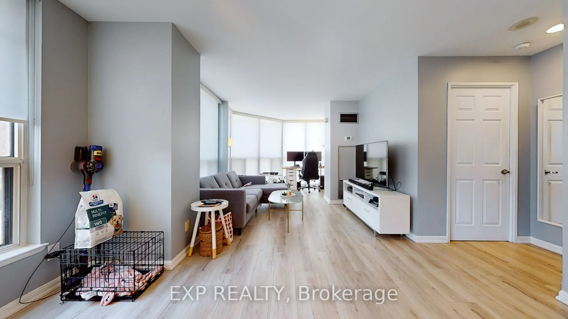 24 Wellesley Street W, #1105