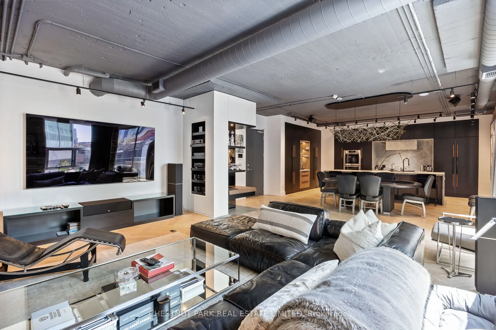 113 Dupont Street, #201