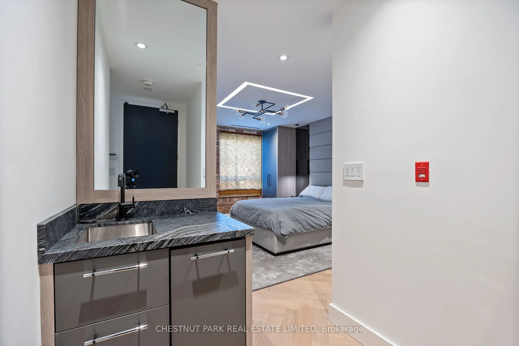 113 Dupont Street, #201