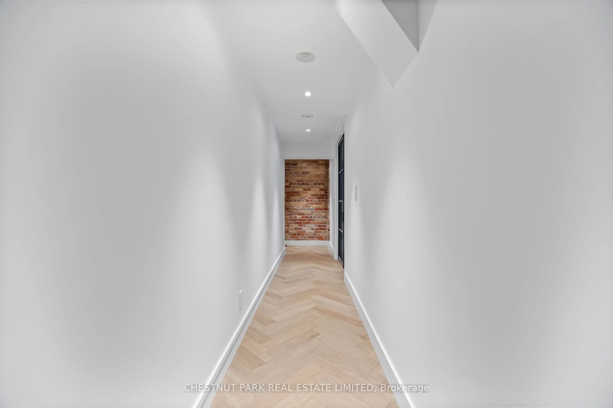 113 Dupont Street, #201