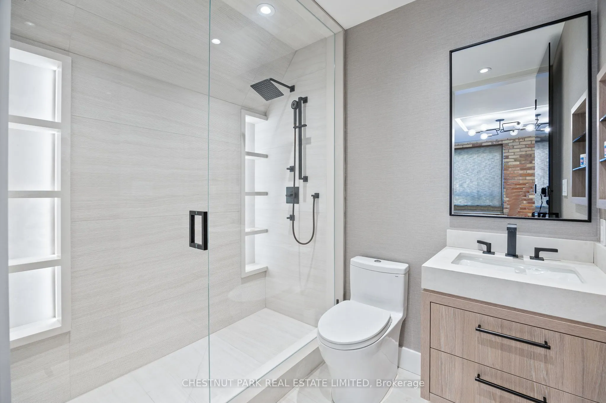 113 Dupont Street, #201