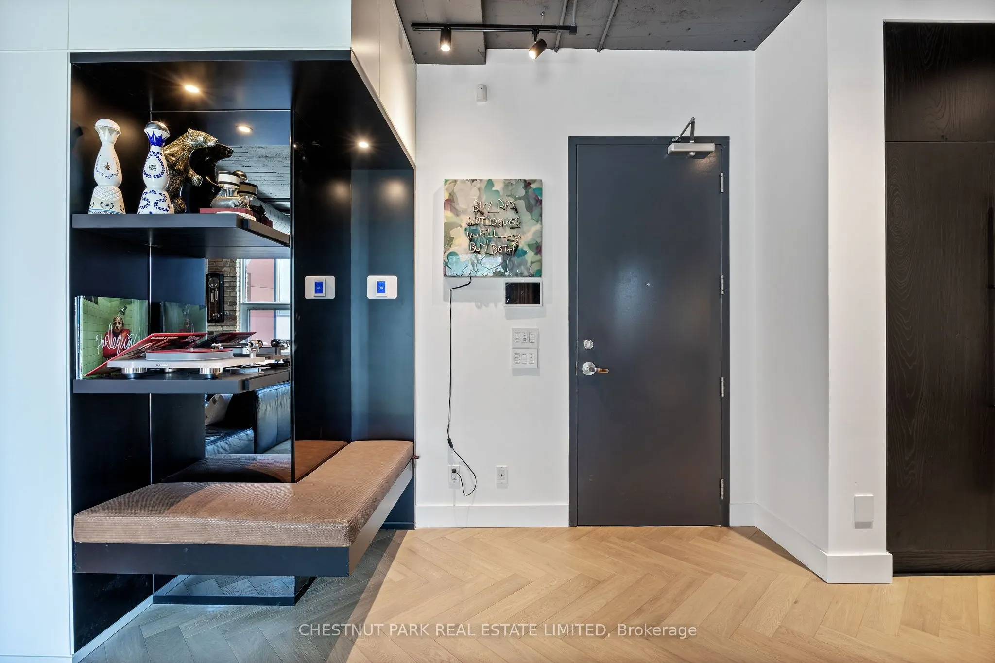 113 Dupont Street, #201