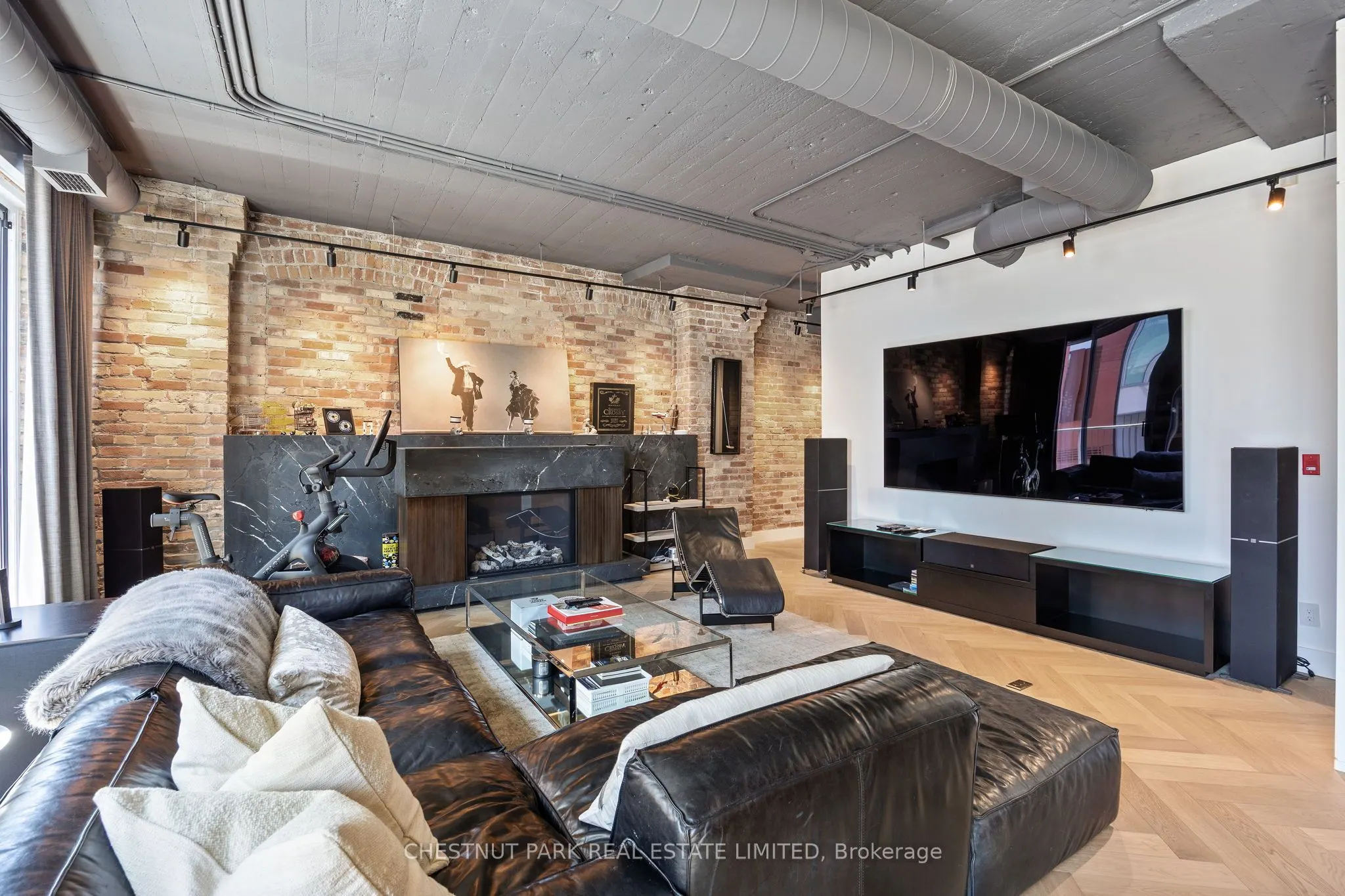113 Dupont Street, #201