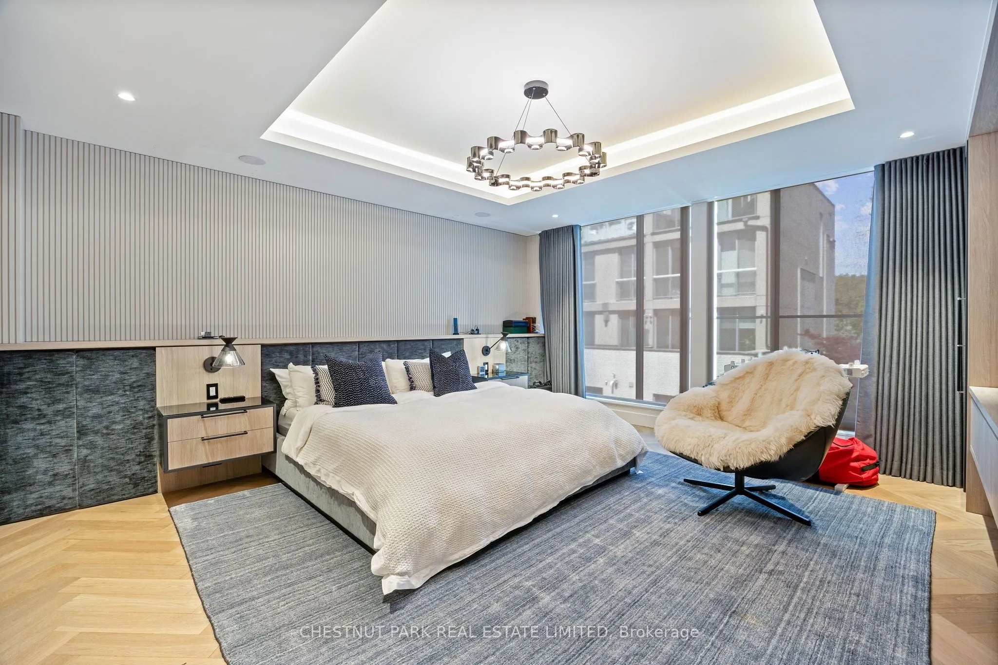 113 Dupont Street, #201