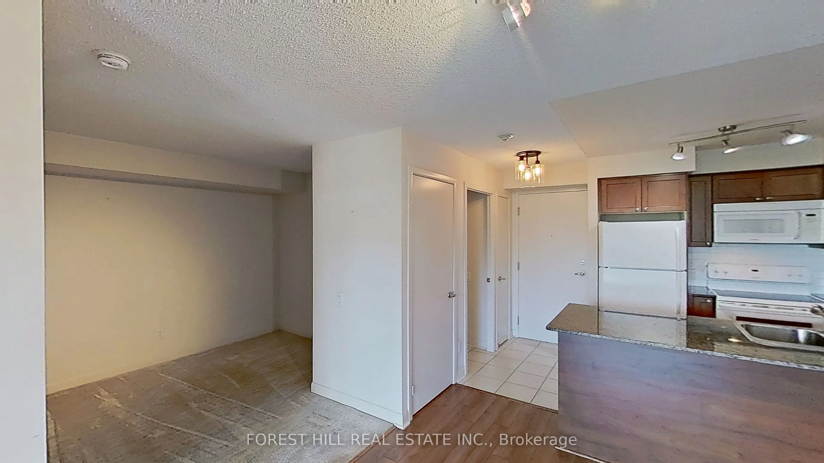 525 Wilson Avenue, #409