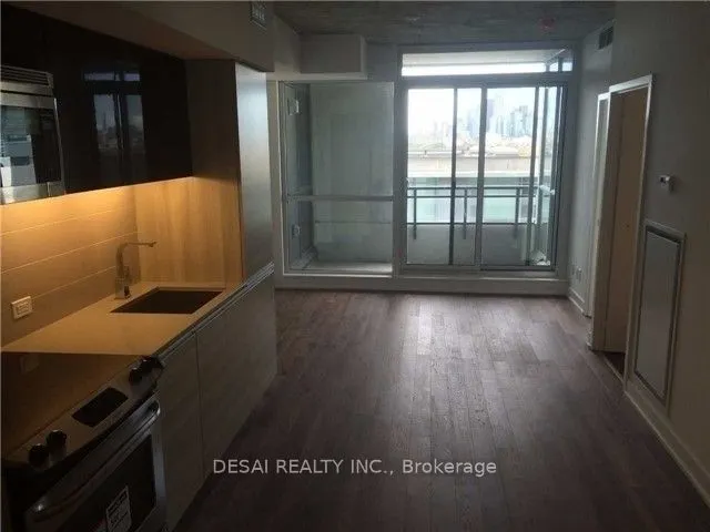 20 Minowan Miikan Lane Street W, #904