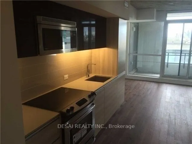 20 Minowan Miikan Lane Street W, #904