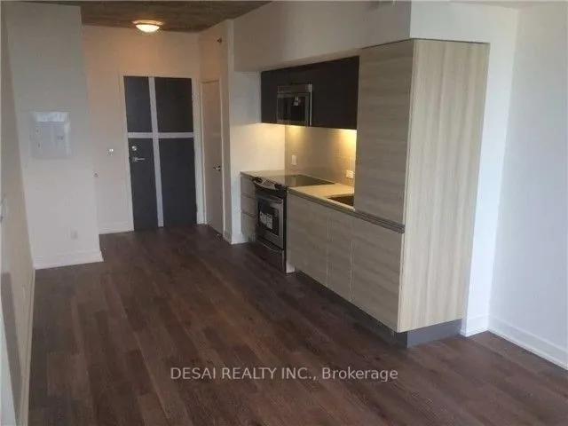 20 Minowan Miikan Lane Street W, #904
