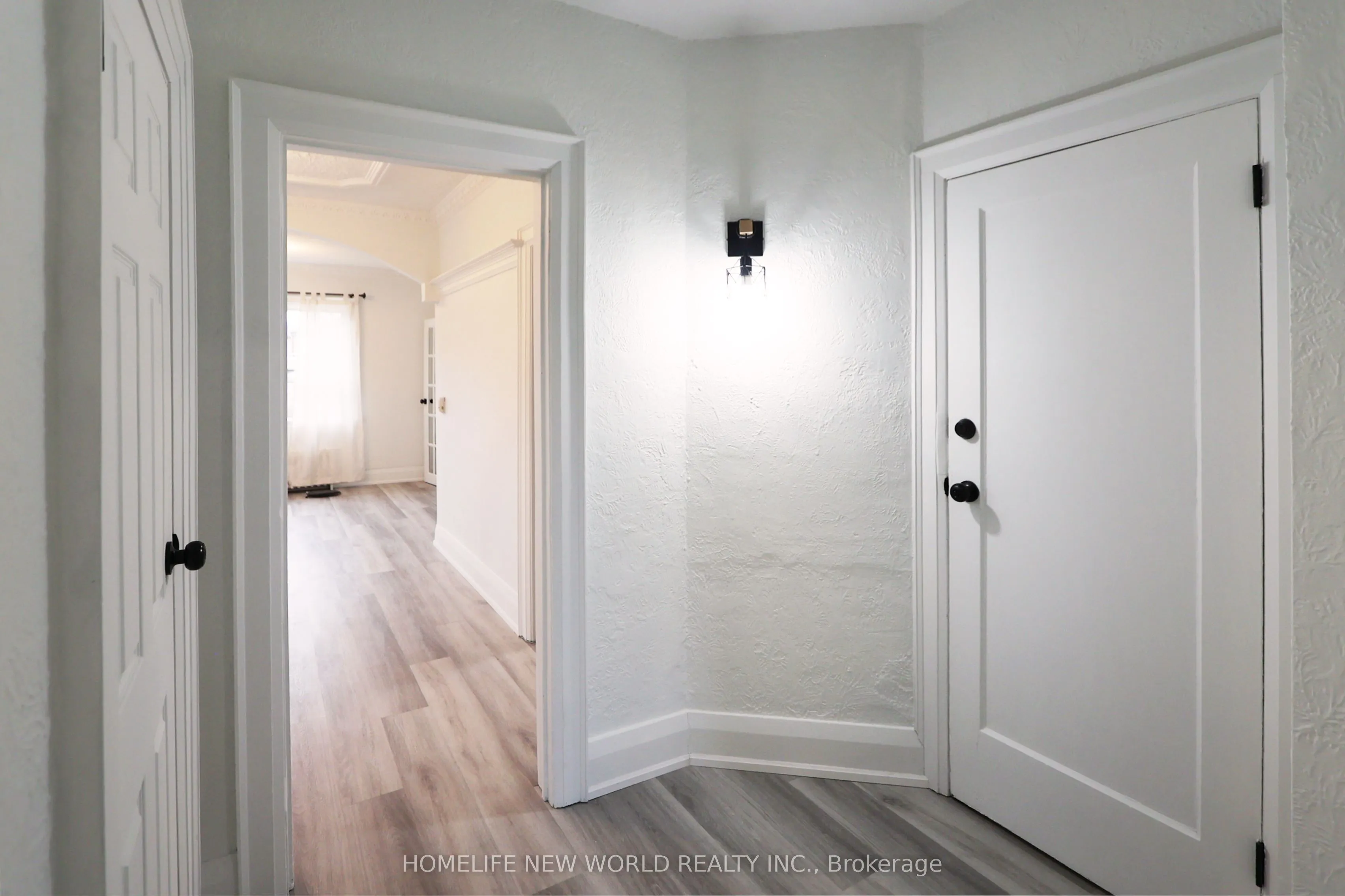 609 Glenholme Avenue, #Main Floor