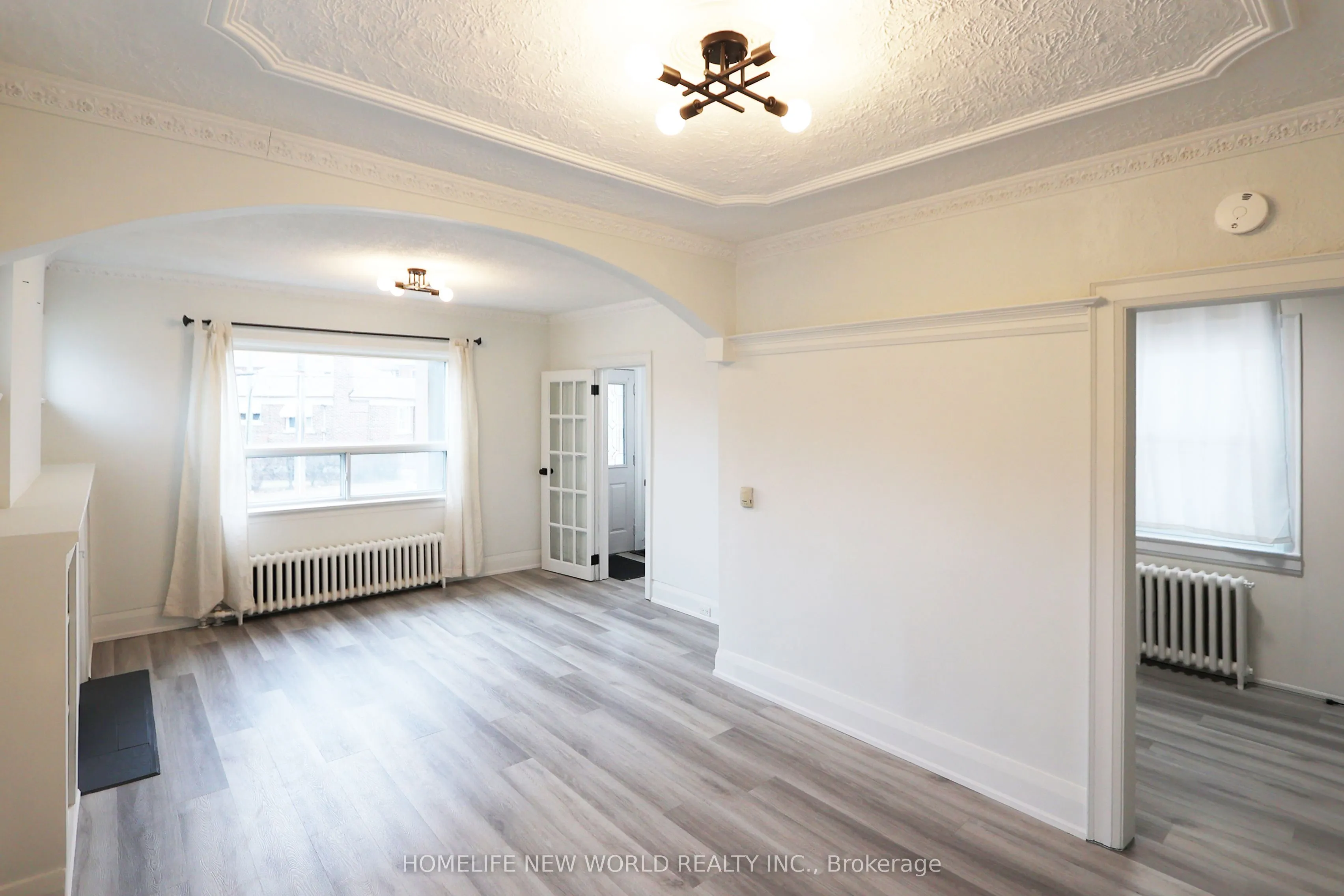 609 Glenholme Avenue, #Main Floor
