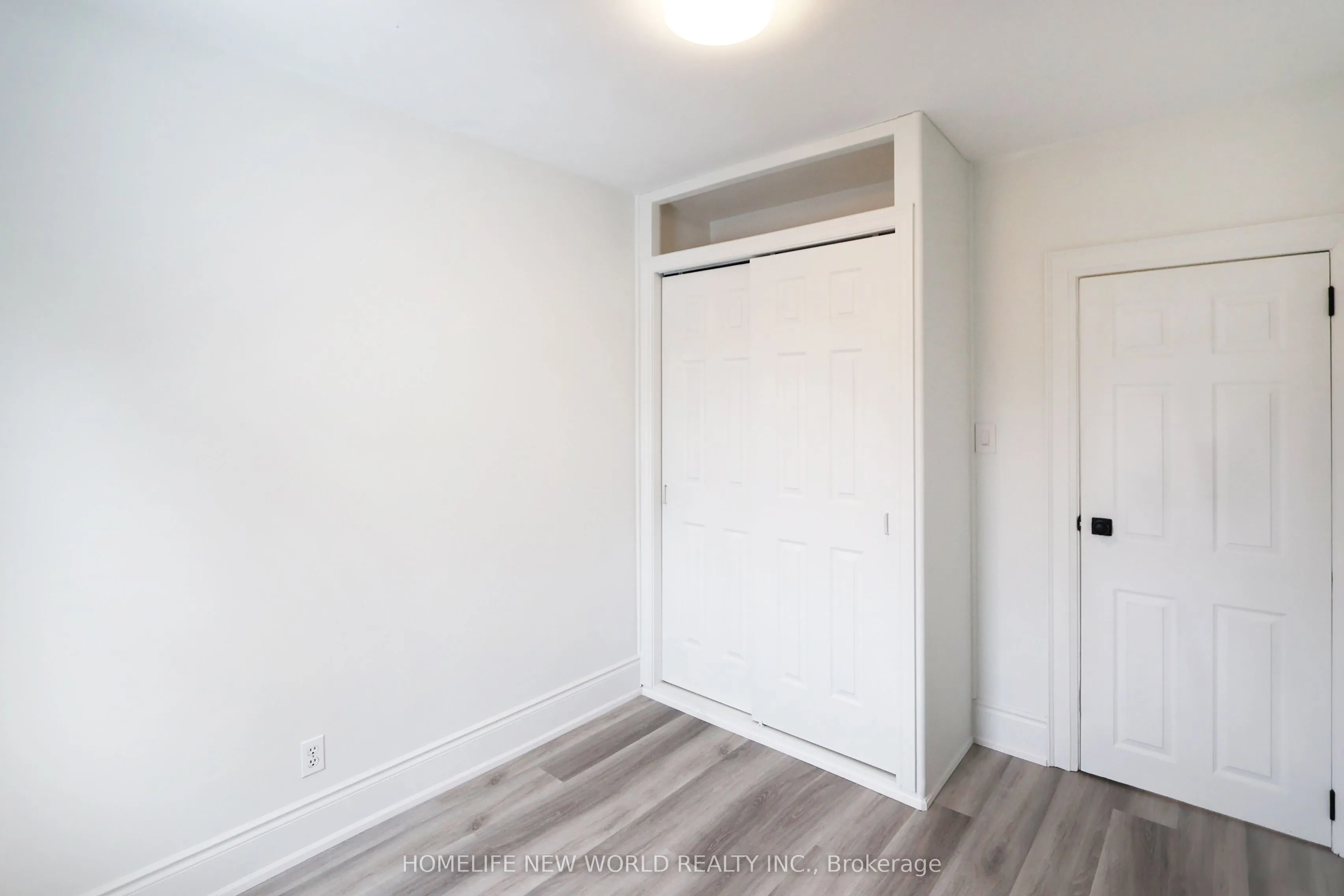 609 Glenholme Avenue, #Main Floor