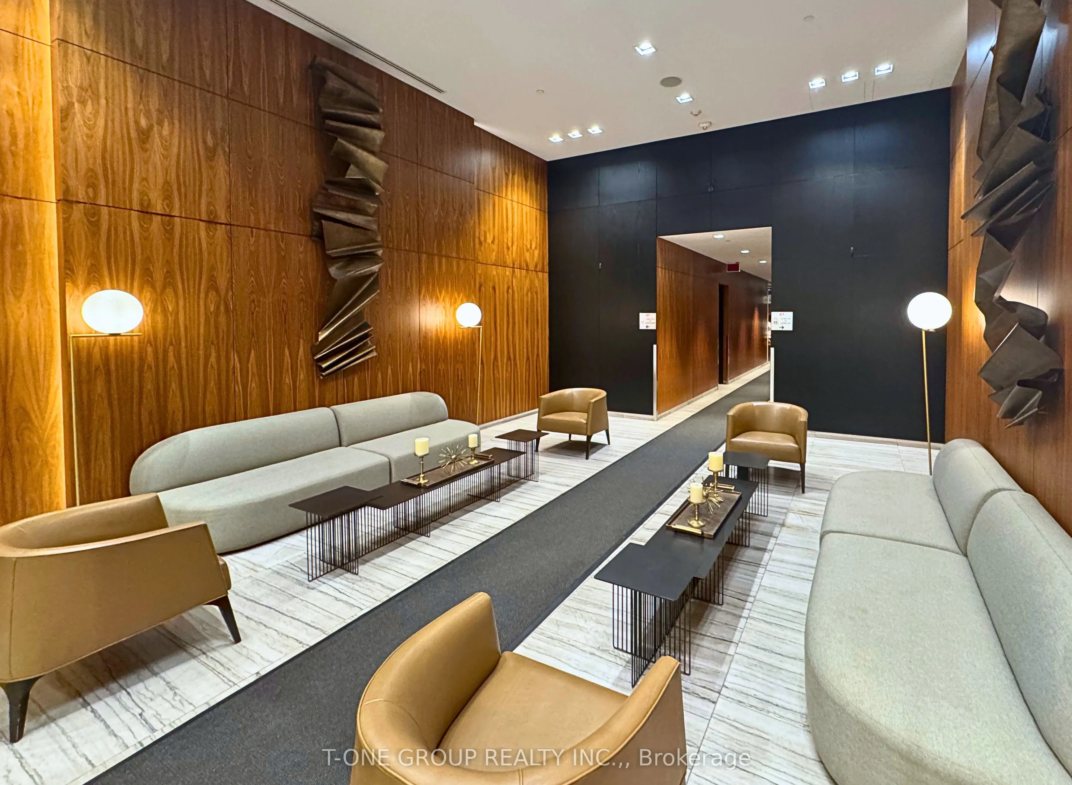 8 Eglinton Avenue E, #4009