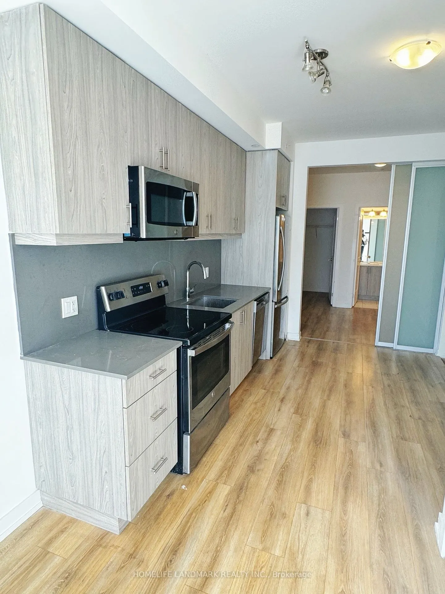 57 Finch Avenue W, #30