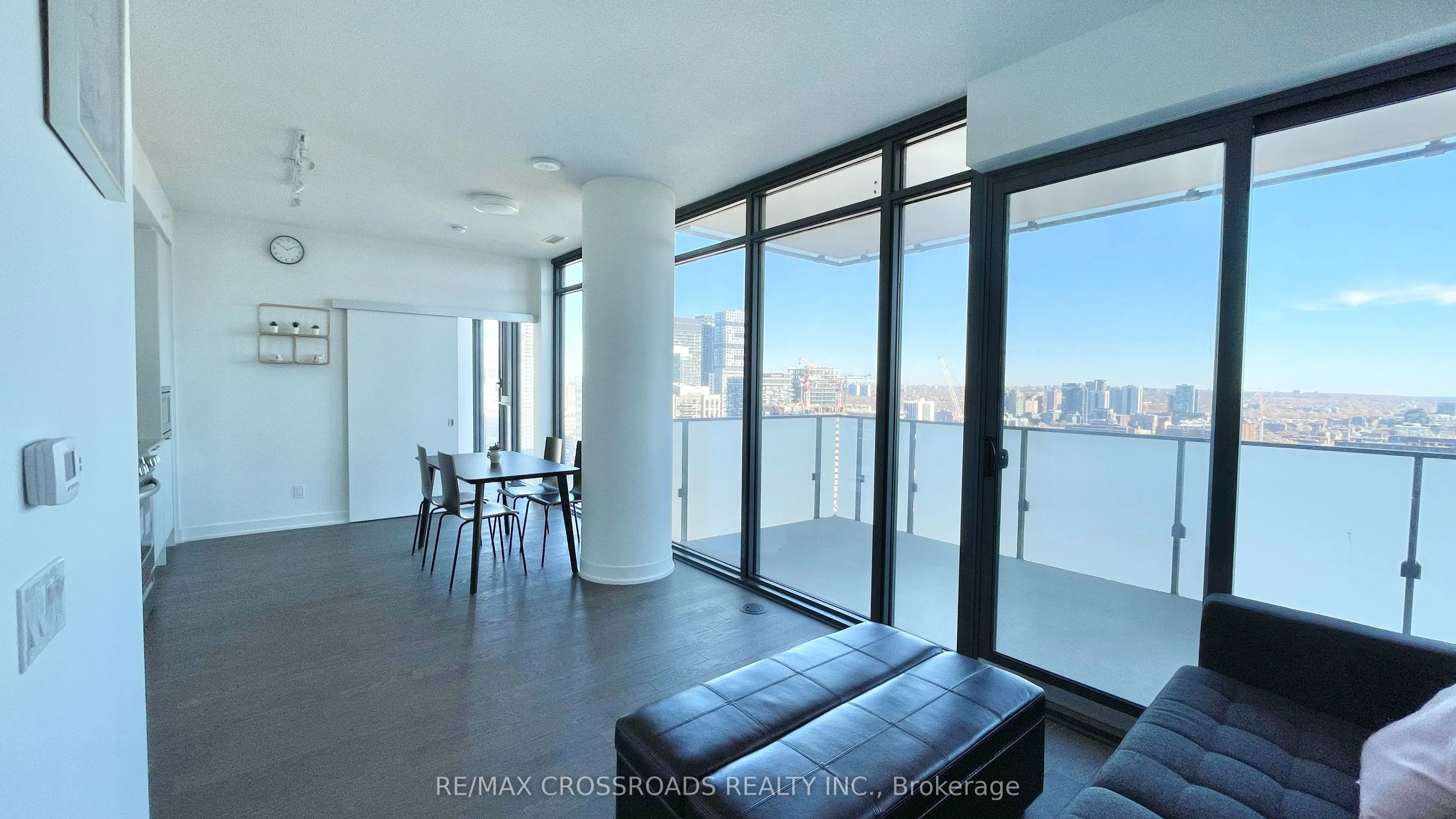 25 Richmond Street E, #2816