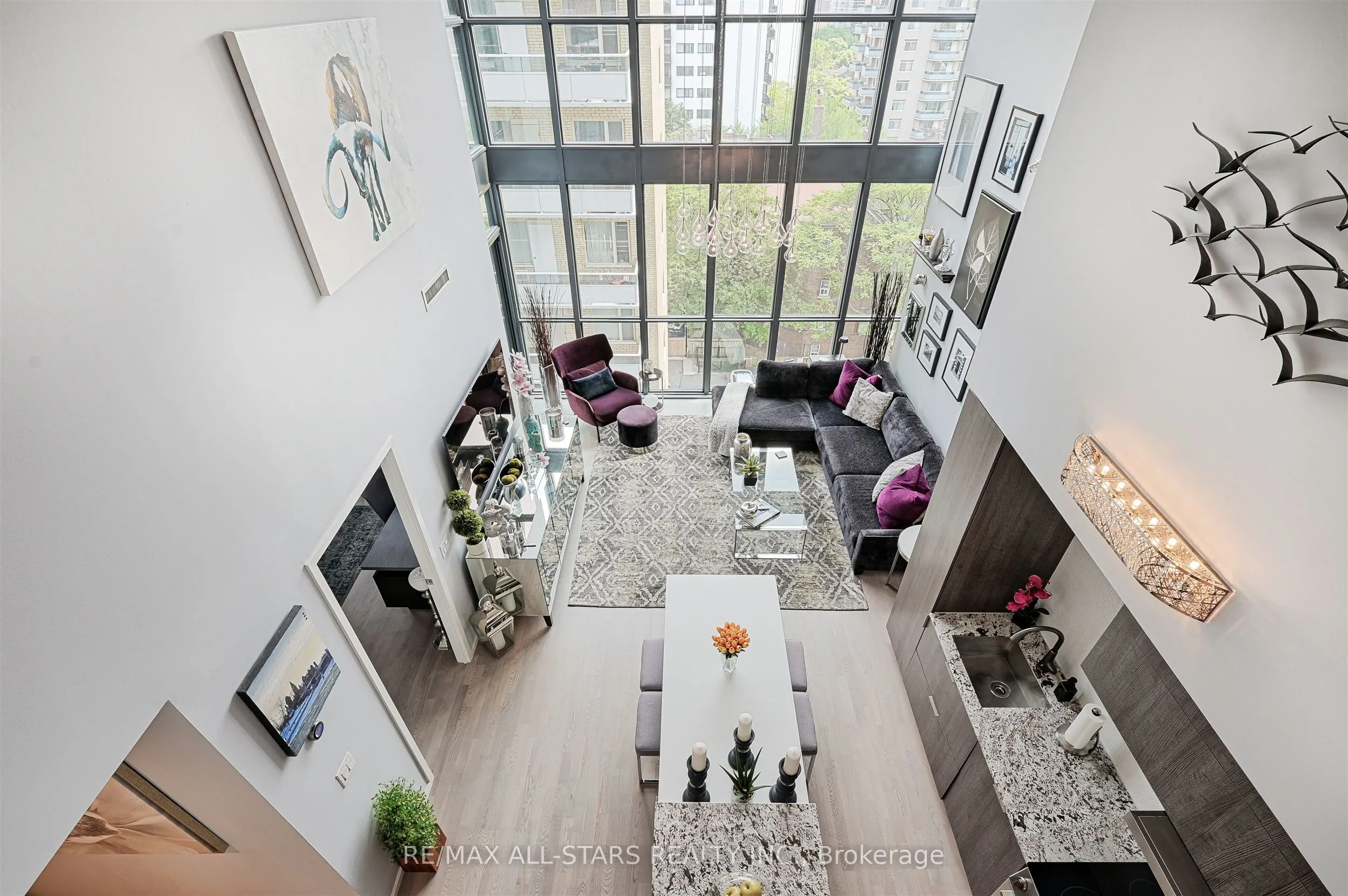 101 Charles Street E, #803