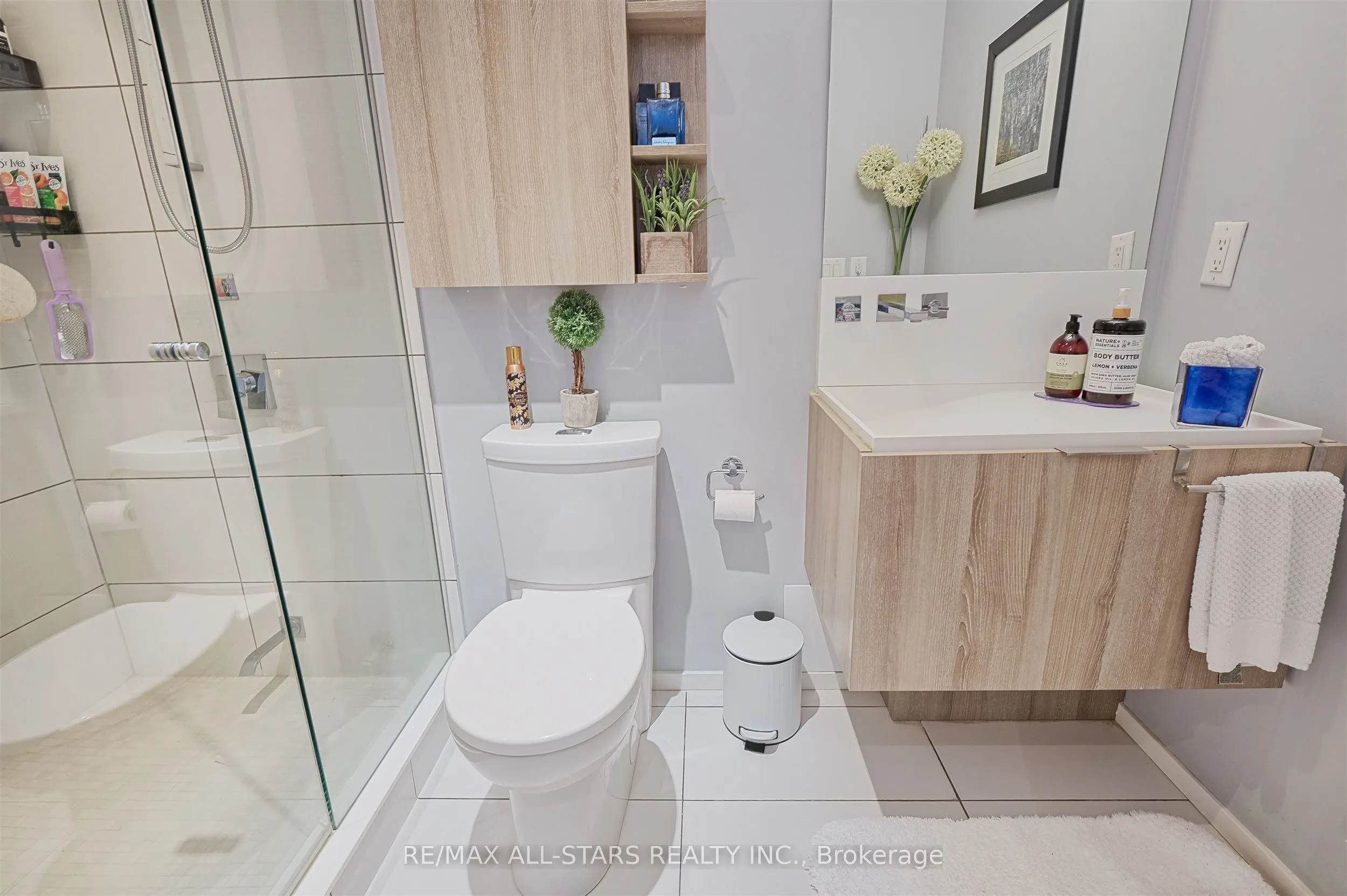 101 Charles Street E, #803