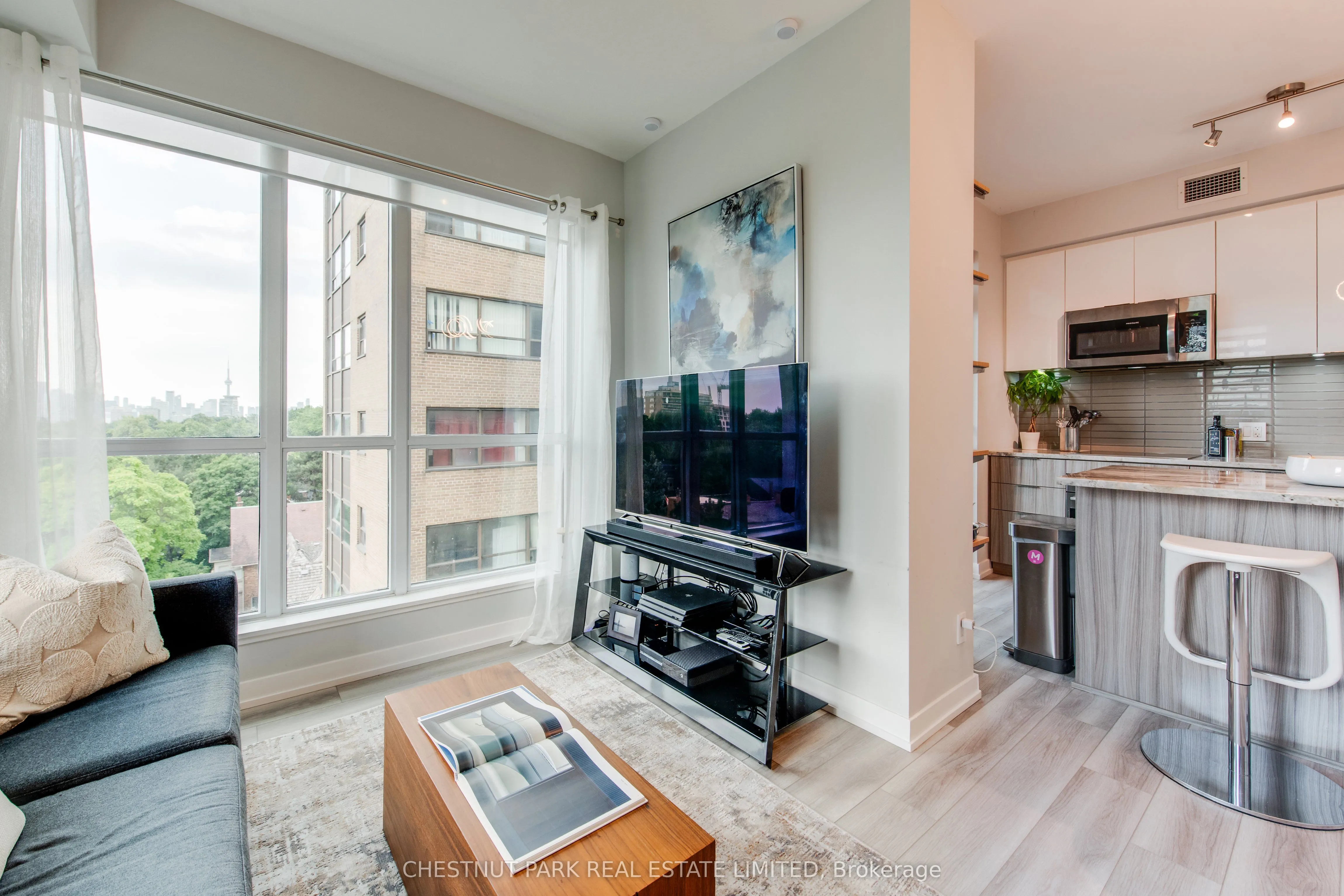 223 St. Clair Avenue W, #614